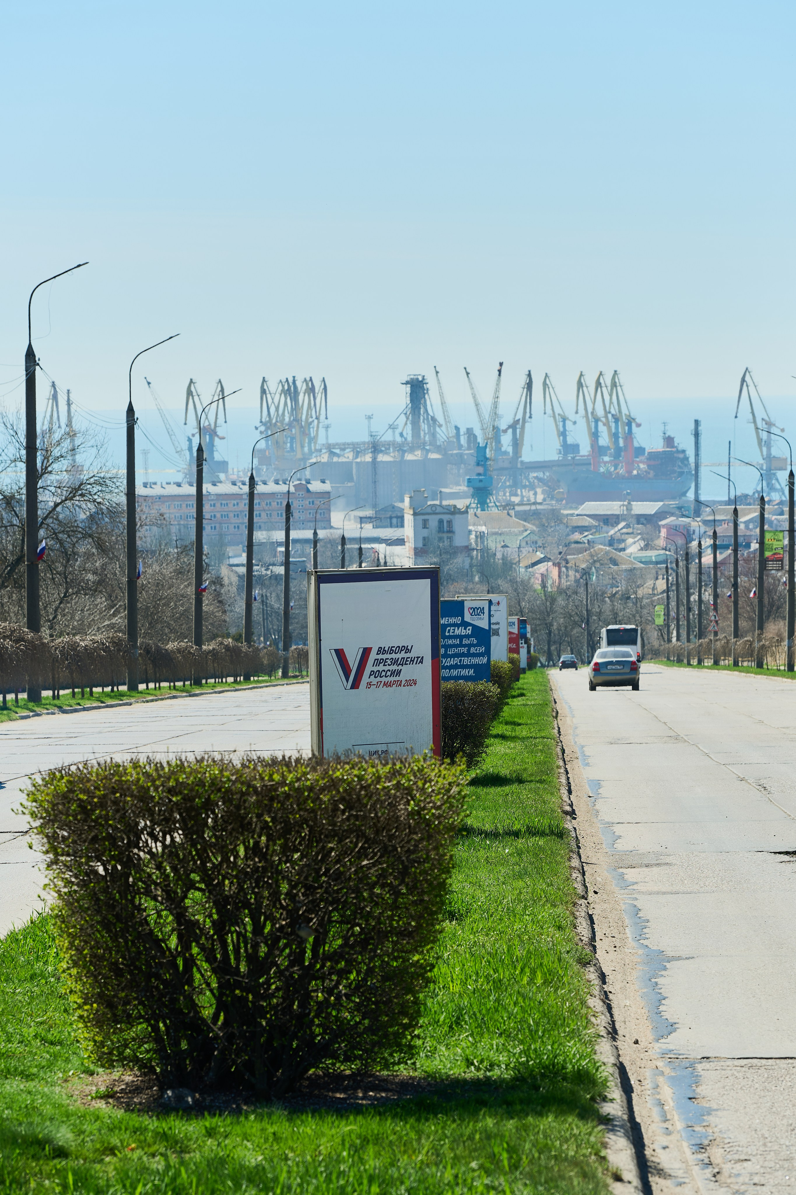 Бердянск. Апрель 2024. Фотограф Роман Адлер