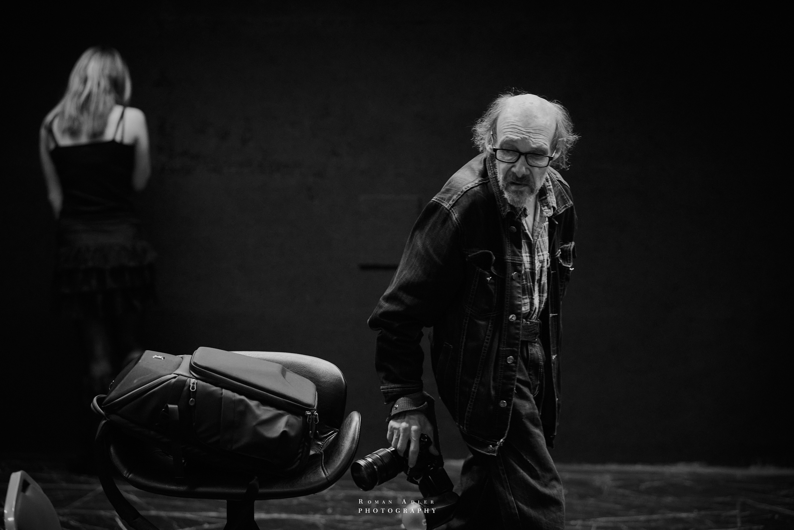 Бэкстейдж подготовки шоу Андрея Вишневского. Photographer Roman Adler