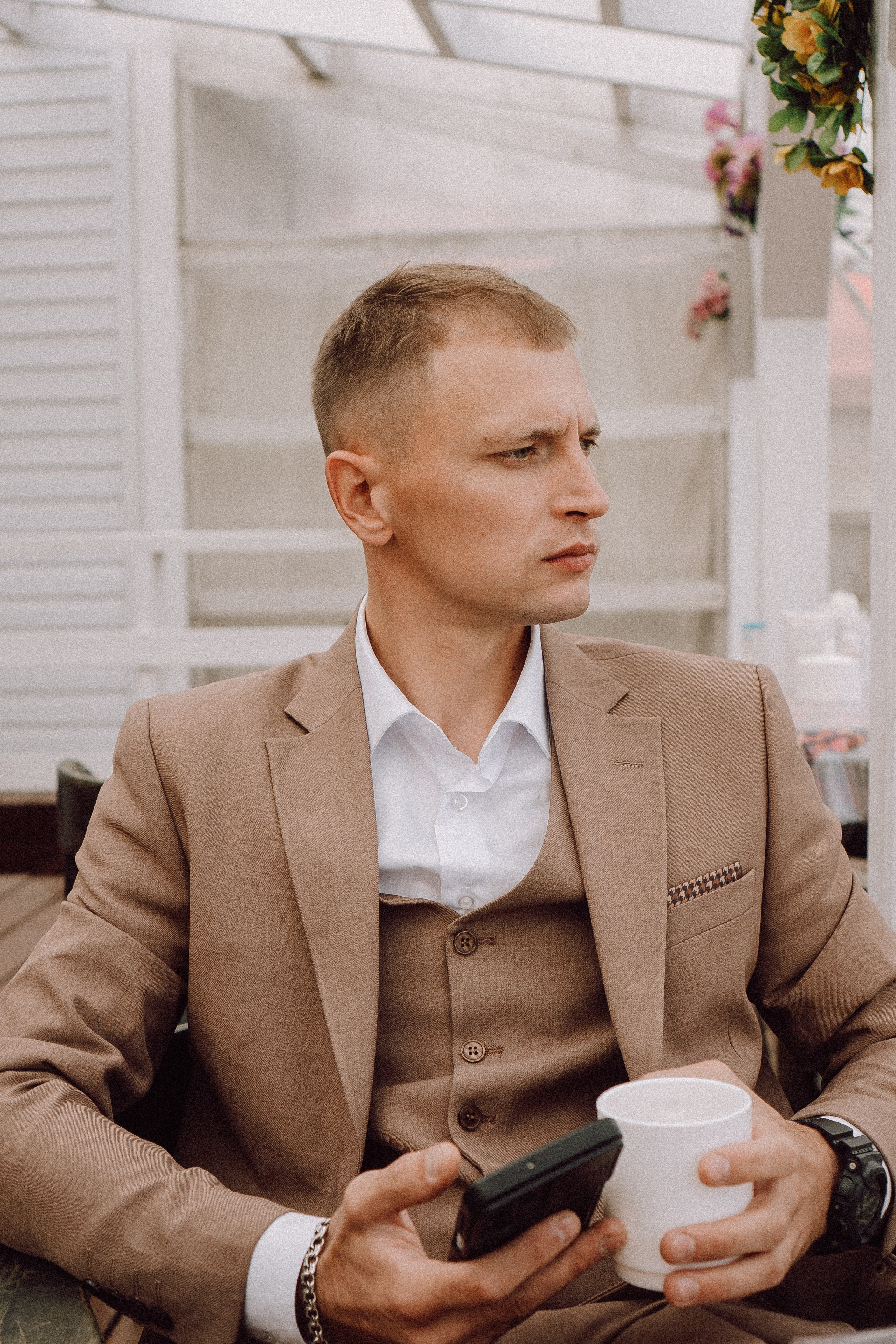 СВАДЕБНАЯ ФОТОСЕССИИЯ ПАРЫ В ГОРОДЕ ПРИОЗЕРСК В СОСНОВОМ ЛЕСУ И С ПИКАПОМ. Профессиональный фотограф, Санкт-Петербург — Виктория Богомолова