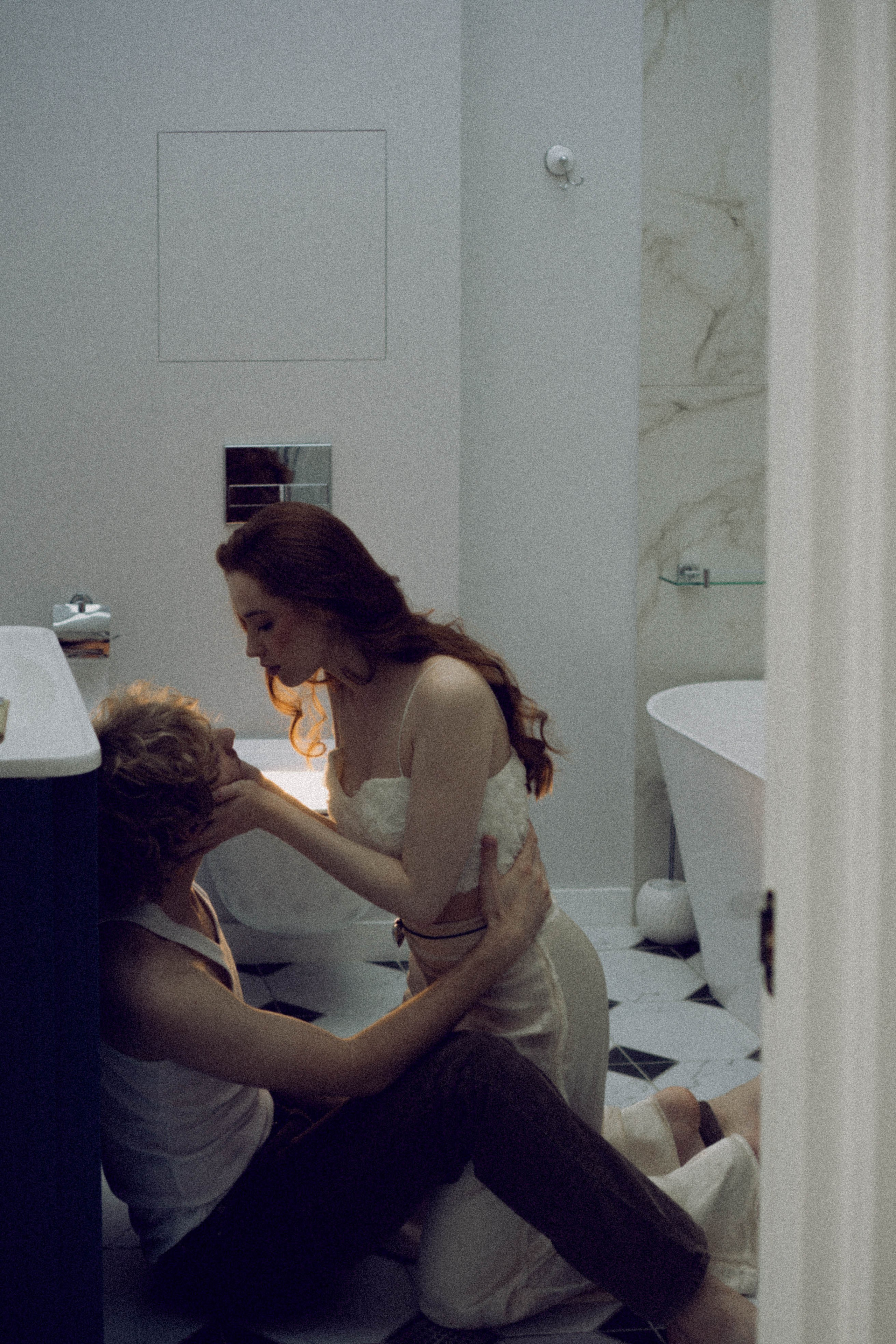 СВАДЕБНАЯ СЬЕМКА В ОТЕЛЕ. СБОРЫ ЖЕНИХА И НЕВЕСТЫ И ТАКЖЕ ТОР И ПОДГОТОВКА К ПРОГУЛКЕ. Профессиональный фотограф, Санкт-Петербург — Виктория Богомолова