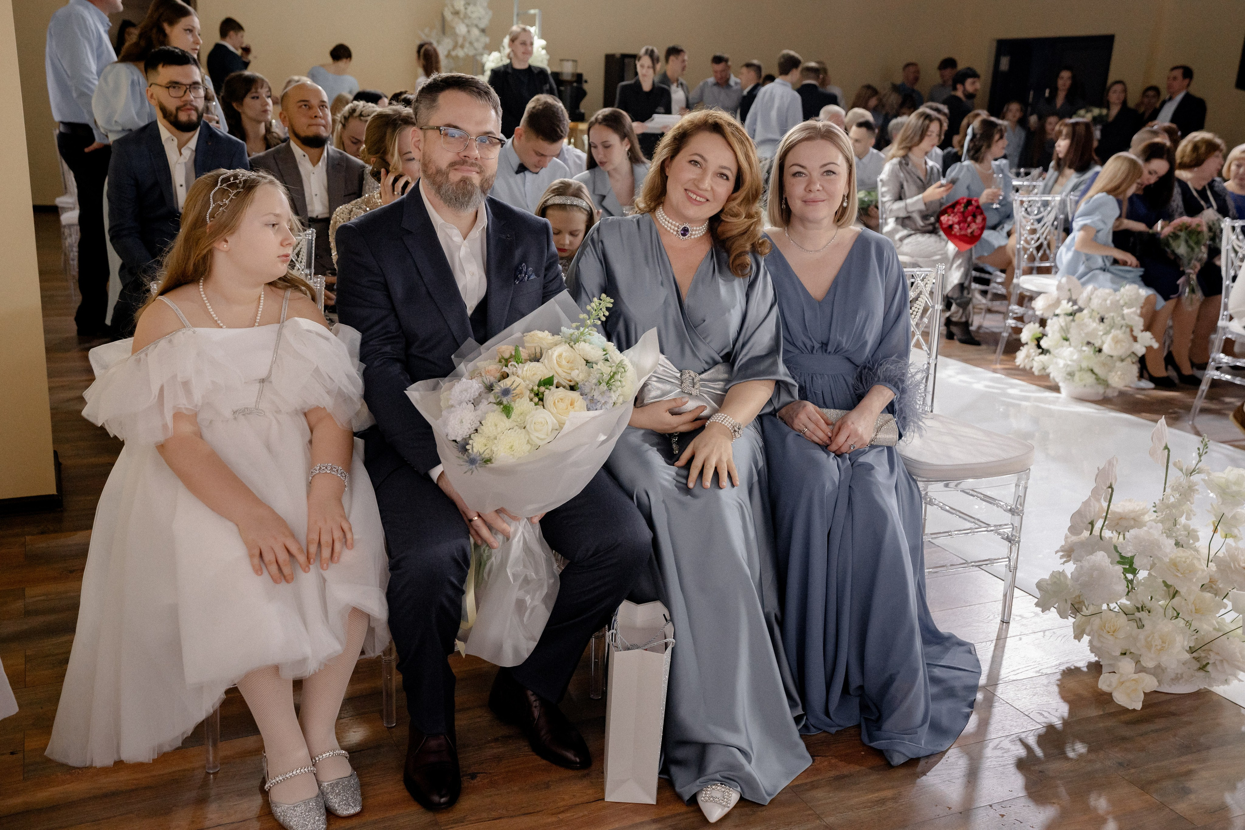 СВАДЕБНАЯ СЬЕМКА СБОРОВ В ОТЕЛЕ И ВЫЕЗД НА ЦЕРЕМОНИЮ (СНЯТО В СИБИРЕ В НИЖНЕВАРТОВСКЕ). Профессиональный фотограф, Санкт-Петербург — Виктория Богомолова