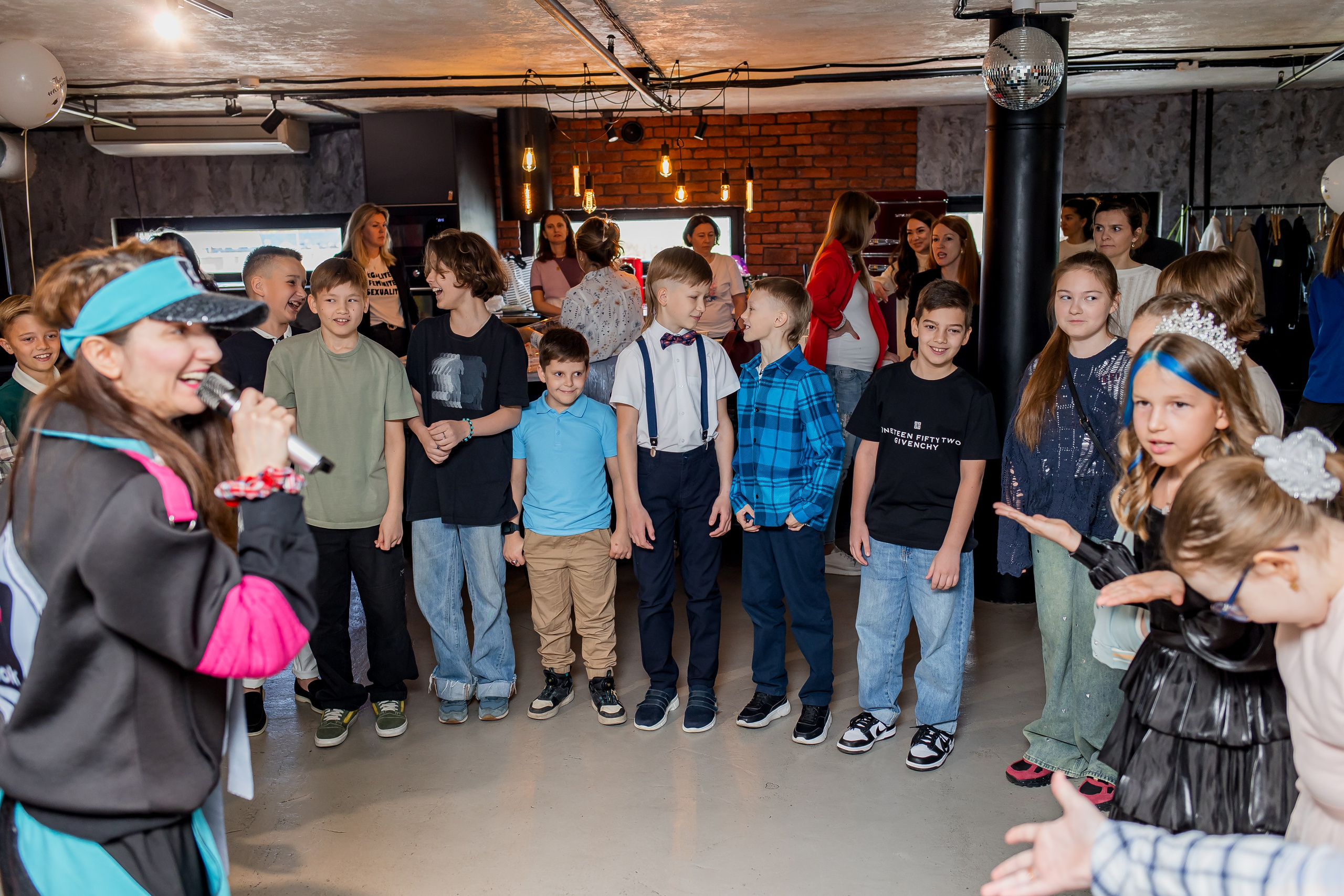 Выпускной 4 класс. Фотограф в Москве Авдеева Мария