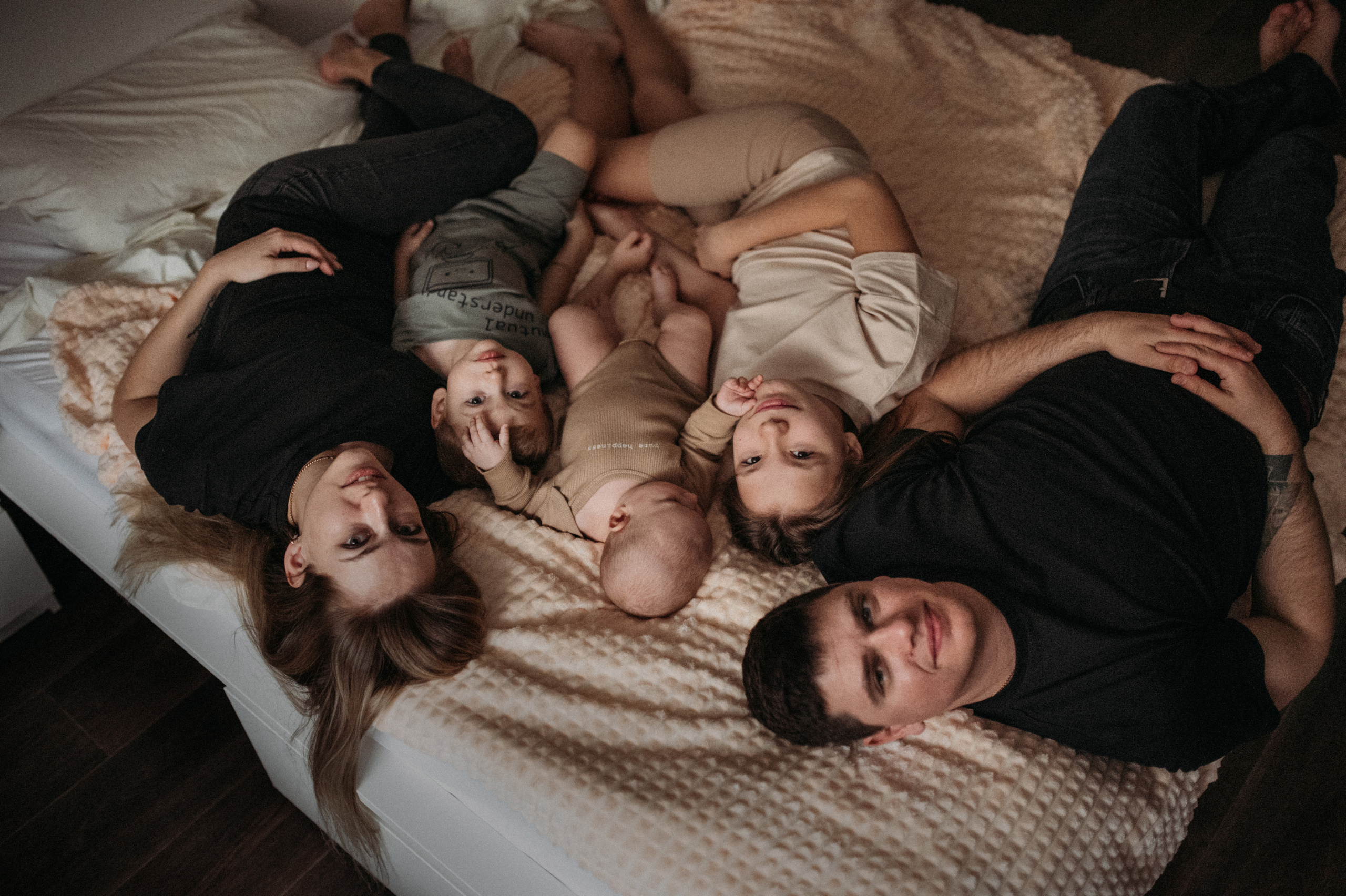 Алена, Ваня и дети. Www.ostermiller.ru