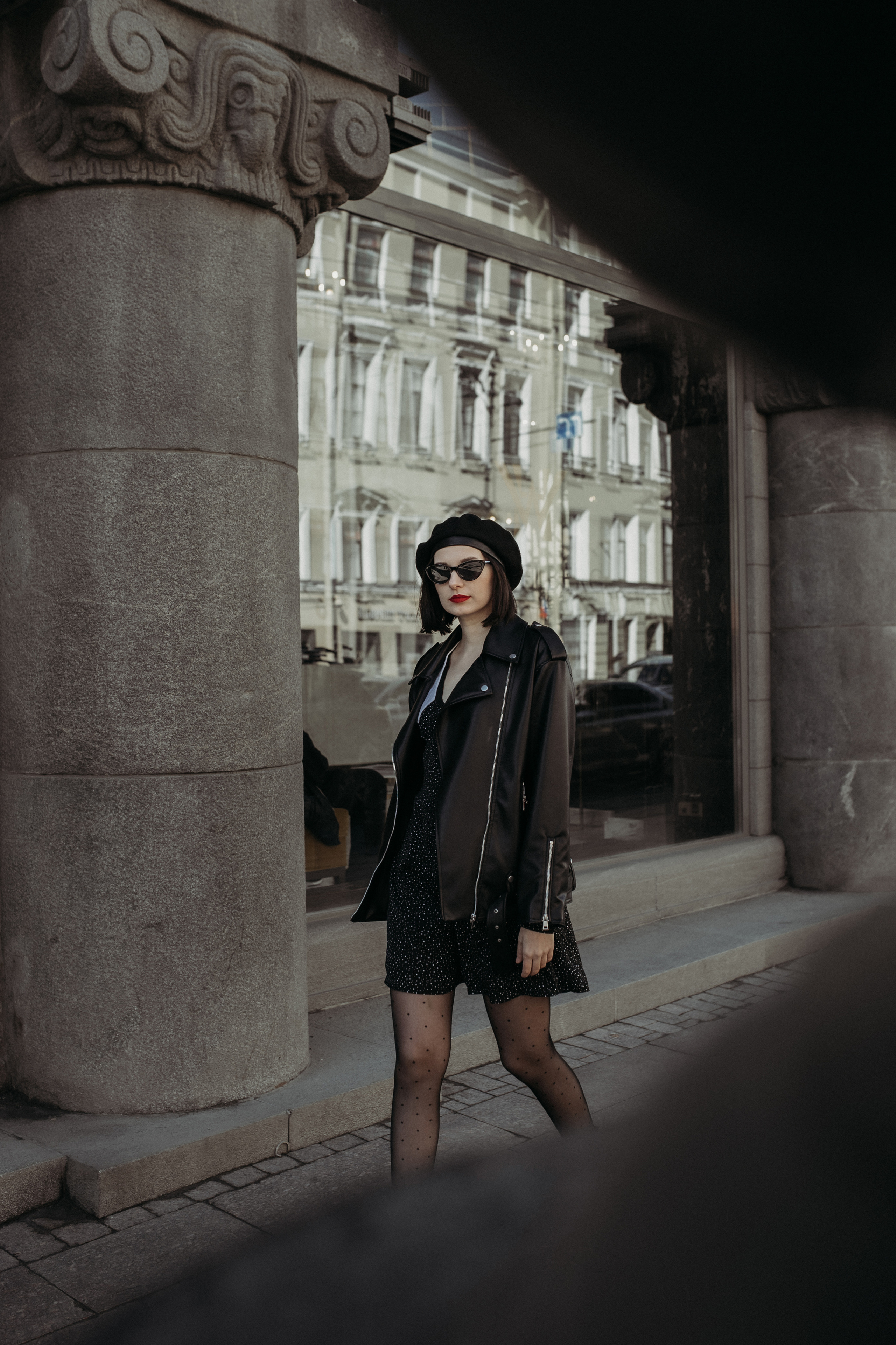 Ирина прогулка по улицам Питера. Www.ostermiller.ru