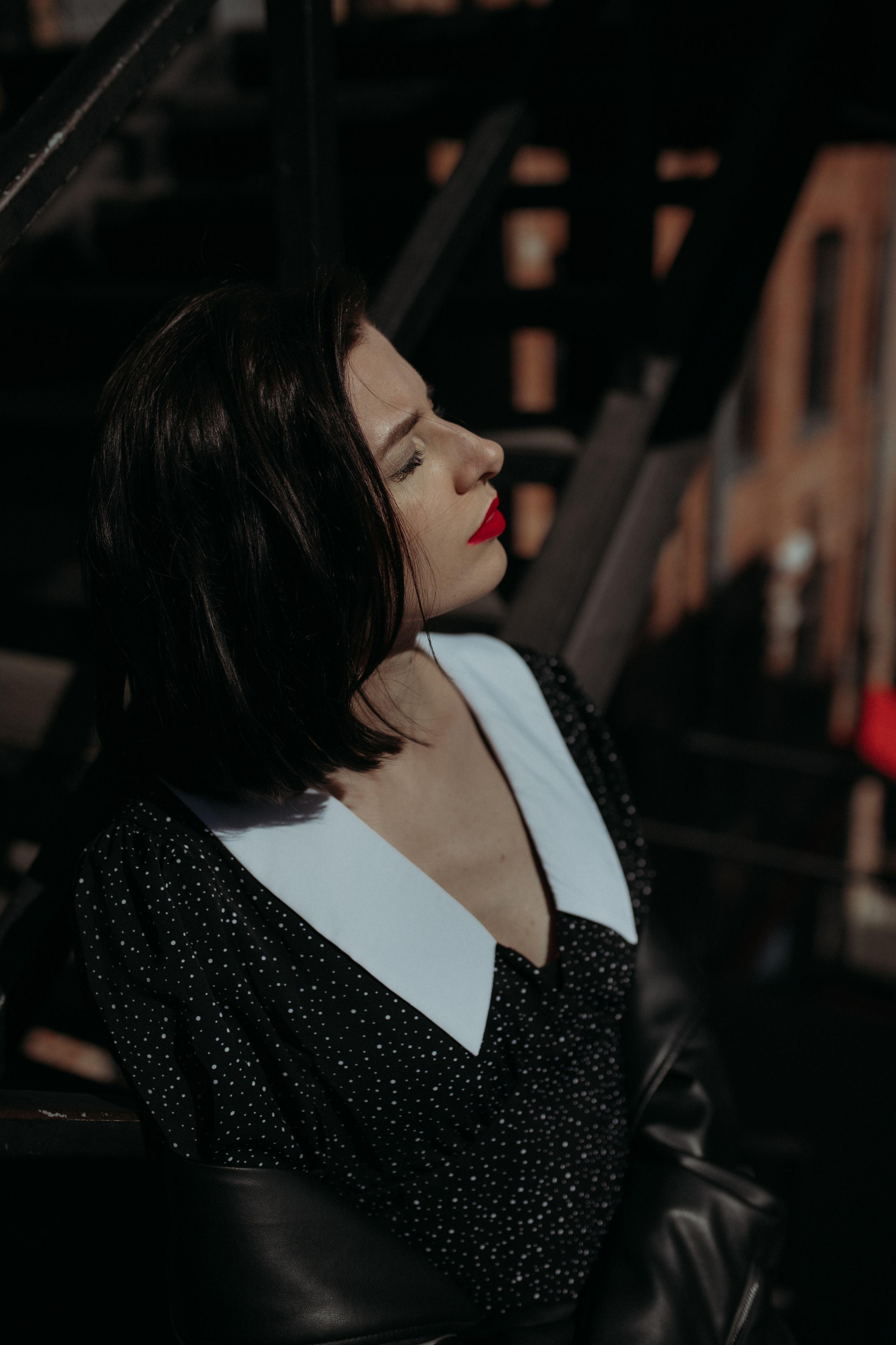 Ирина прогулка по улицам Питера. Www.ostermiller.ru