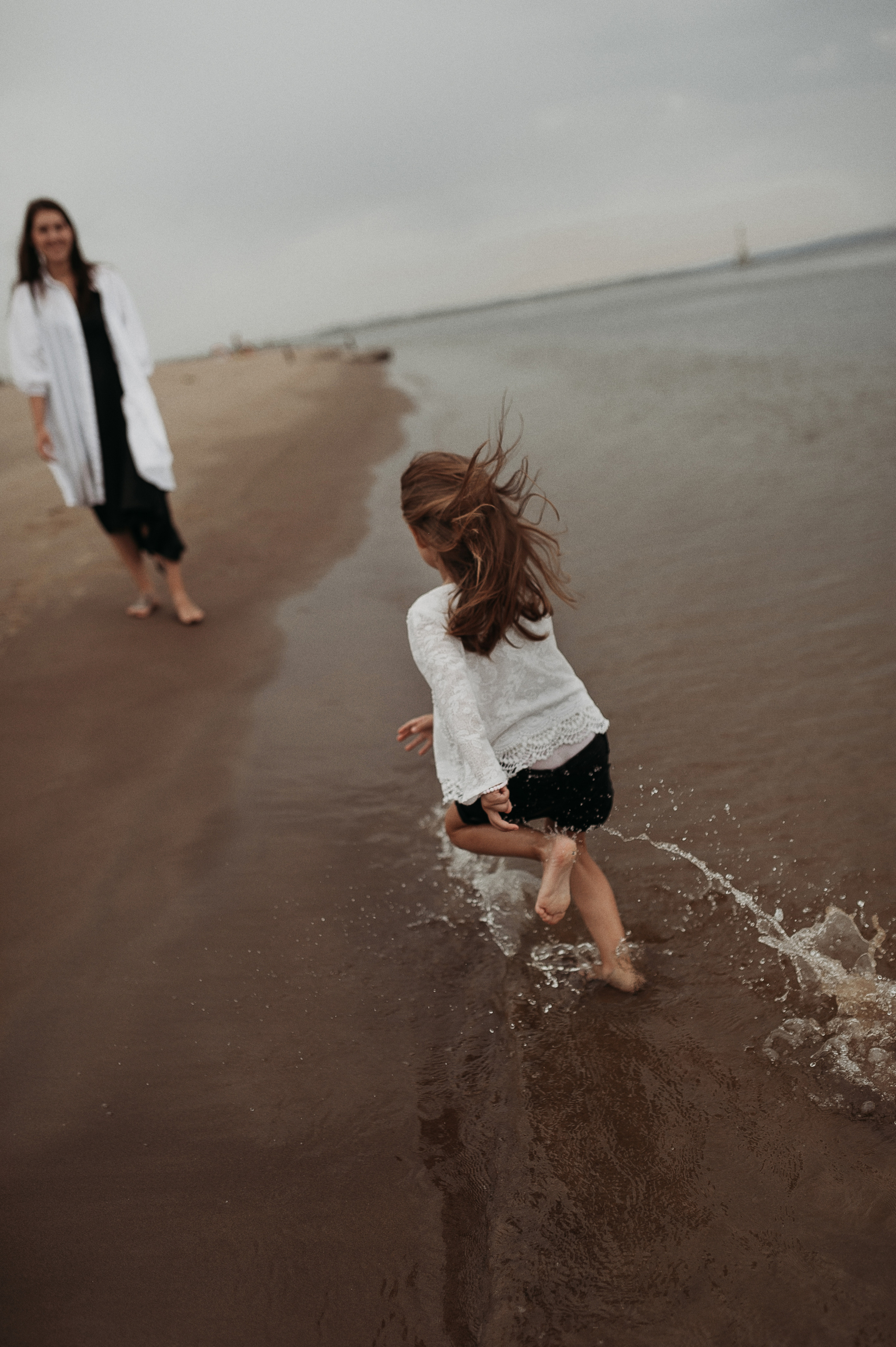 Аня и Ася. Www.ostermiller.ru