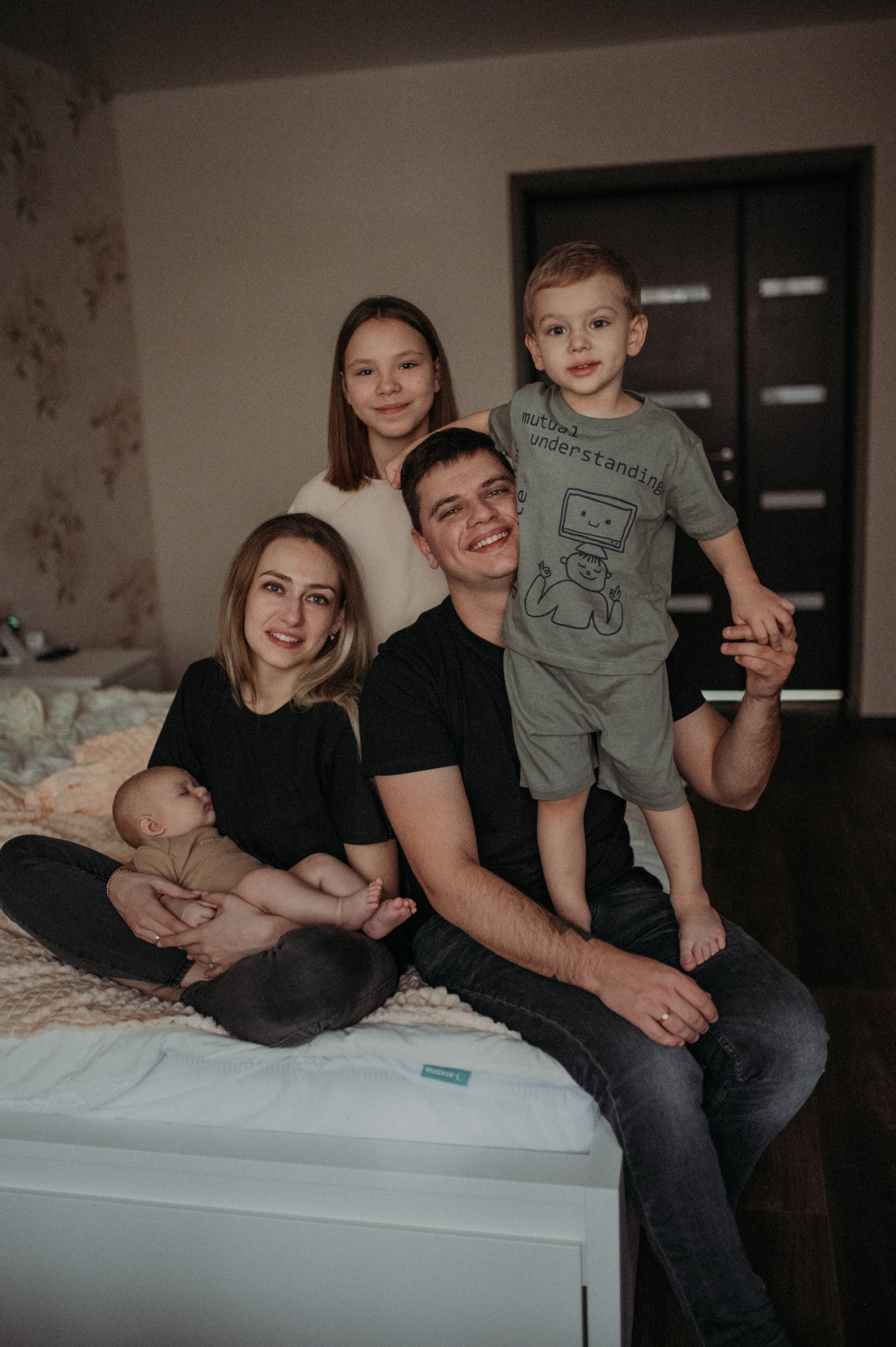 Алена, Ваня и дети. Www.ostermiller.ru