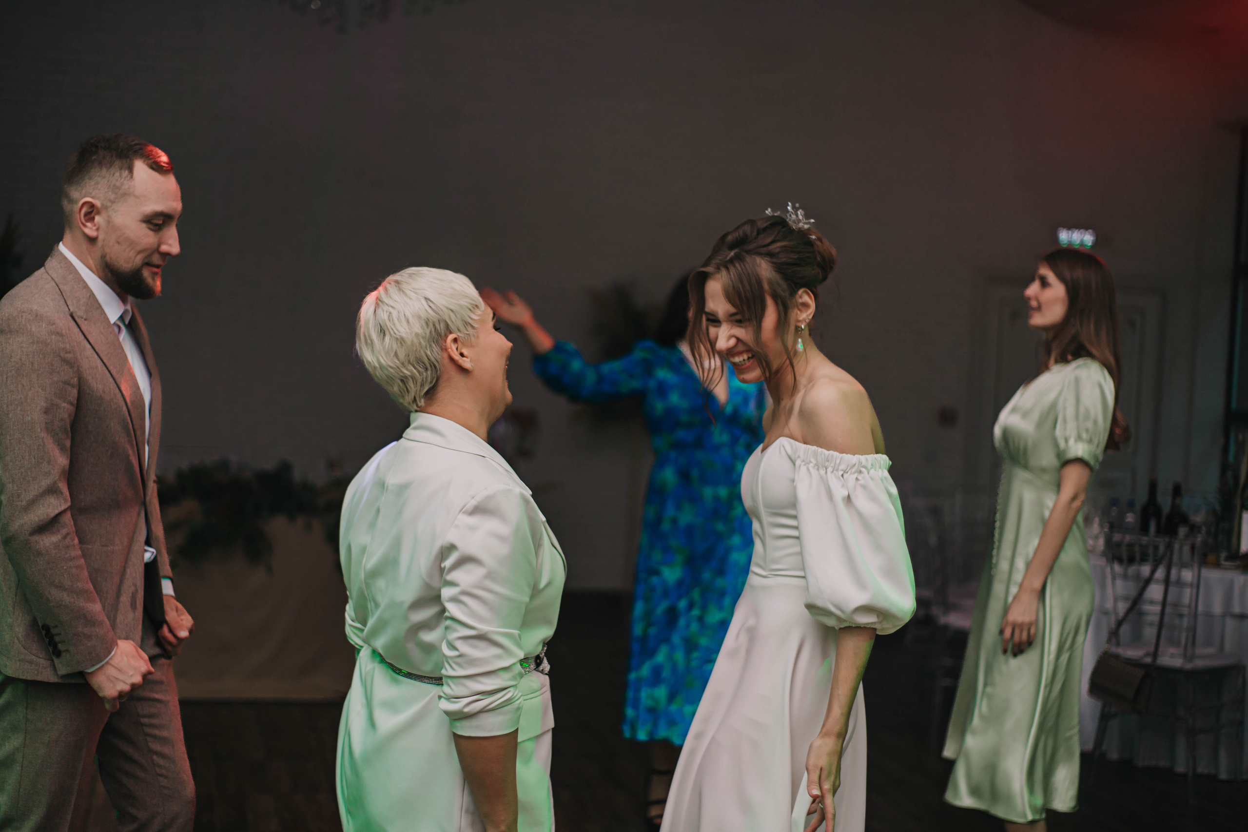 Вячеслав и Анастасия (пакет «Весь день»). Фотограф Дарья Маташкова