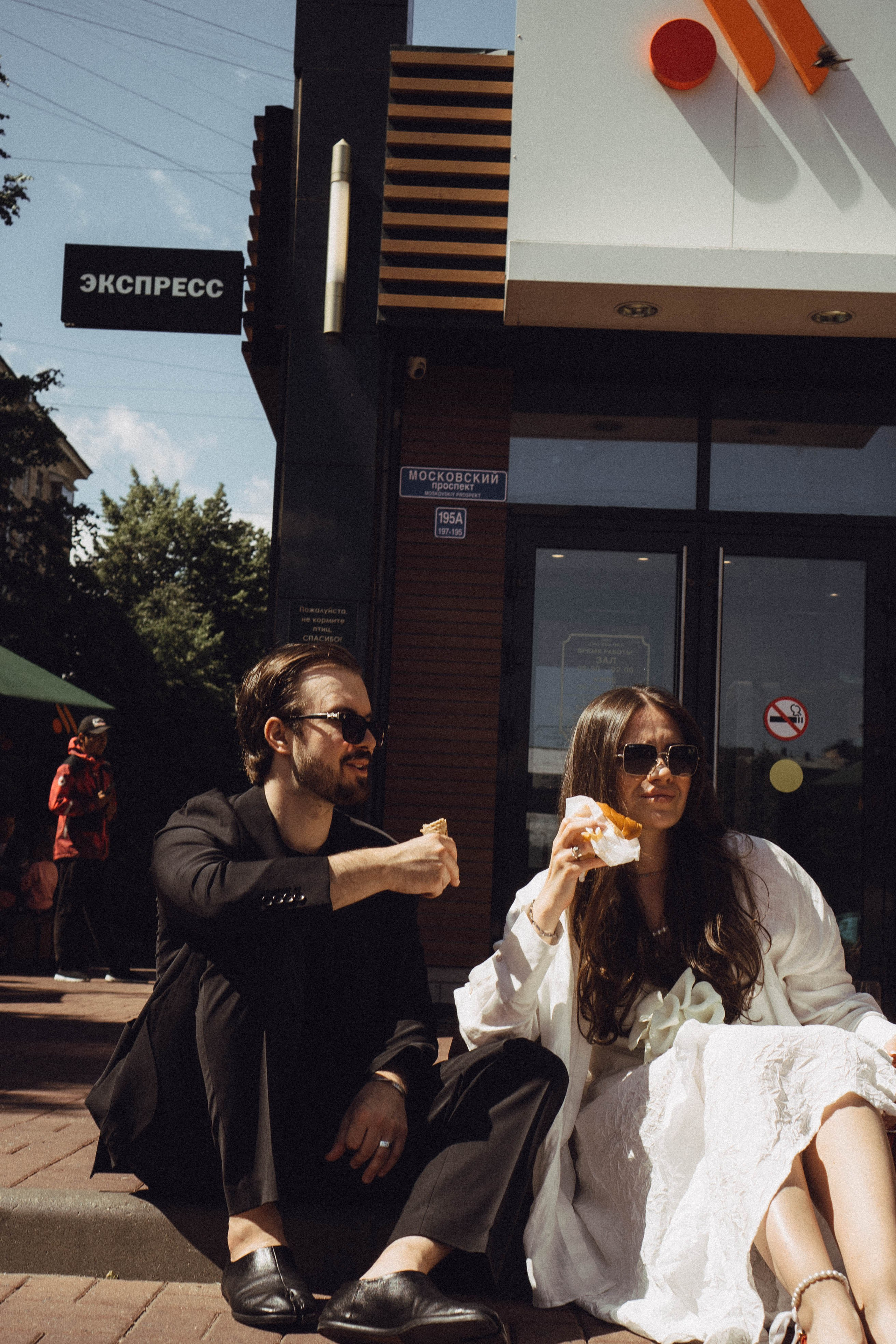 СВАДЕБНАЯ СЬЕМКА В ПАРКЕ ПОБЕДЫ И ПРОГУЛКА ПО МОСКОВСКОМУ ПРОСПЕКТУ. Профессиональный фотограф, Санкт-Петербург — Виктория Богомолова