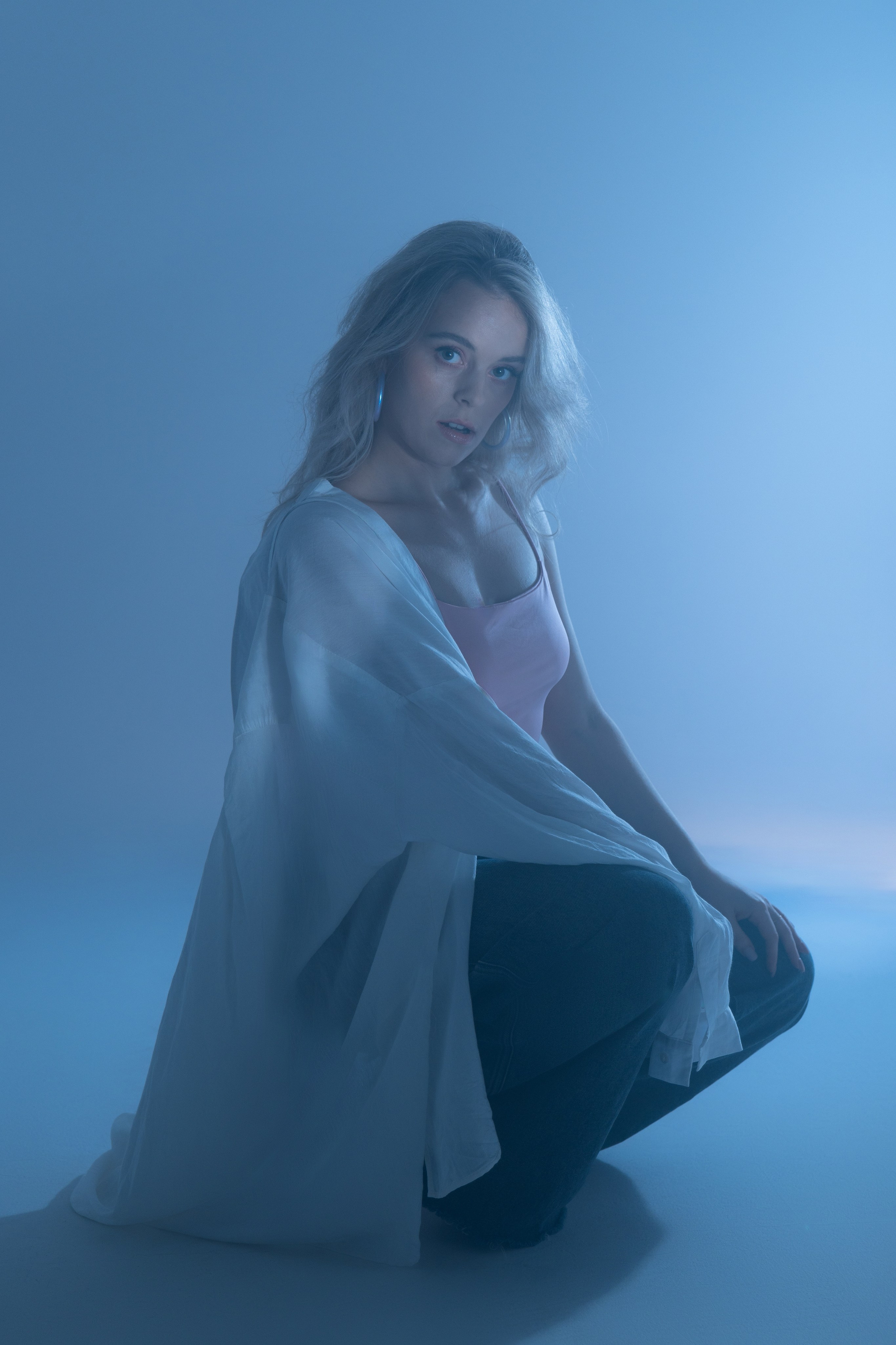 Женская фотосессия на циклораме. Портретный и репортажный фотограф в Сочи Рамодина Юлия