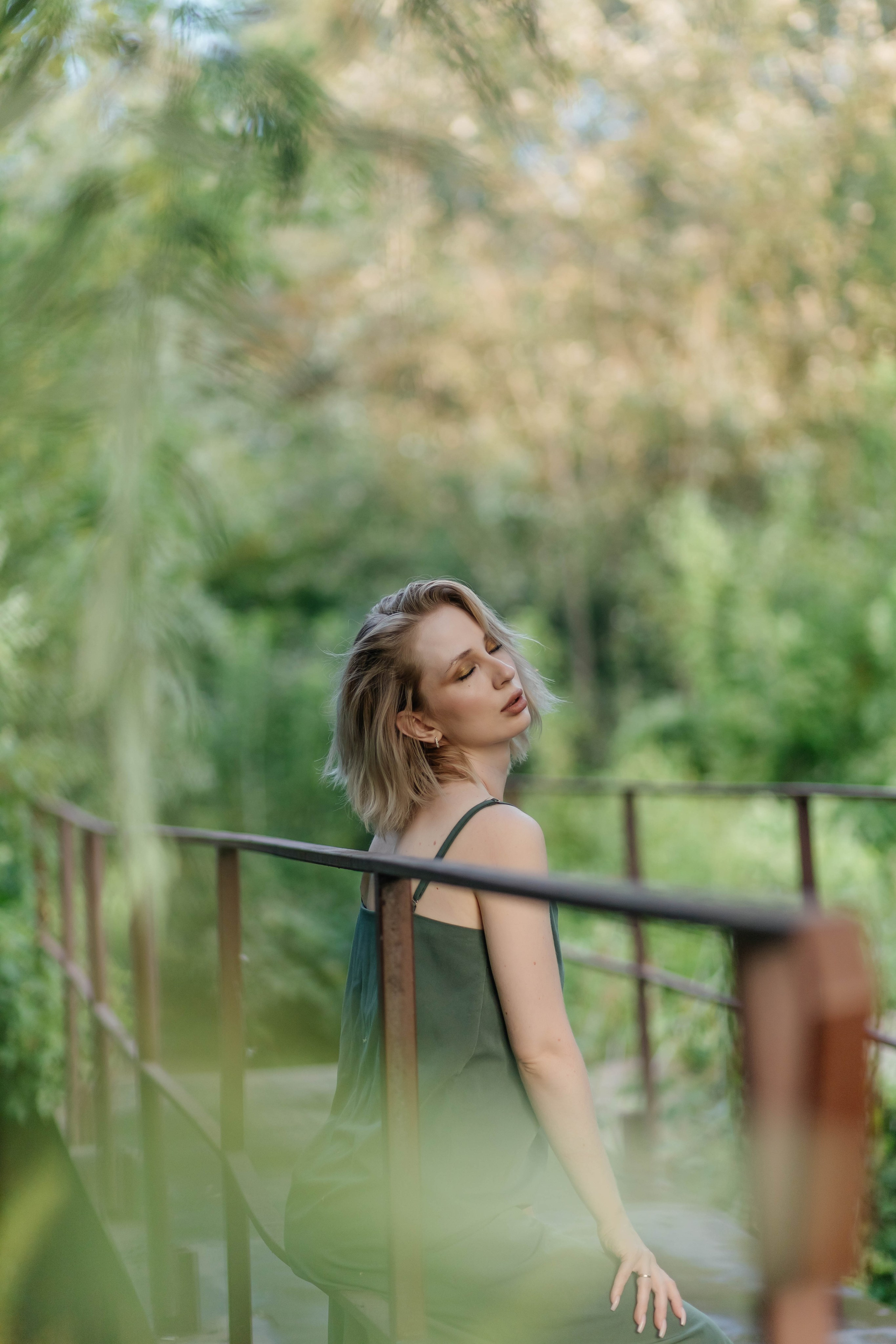 Александра фотосессия на природе. Женский фотограф в Оренбурге Ирина Заводчикова