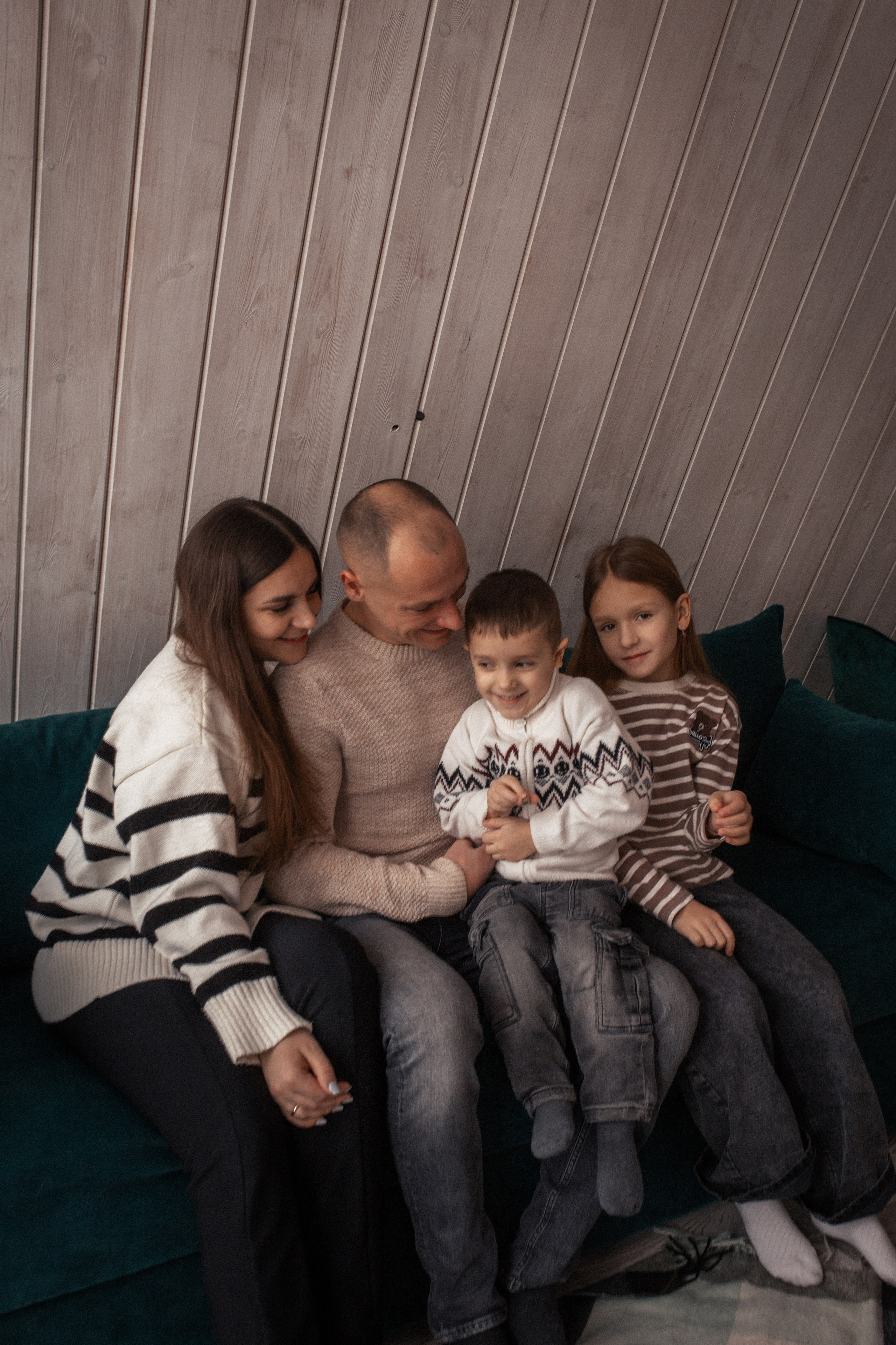 Мария с семьёй