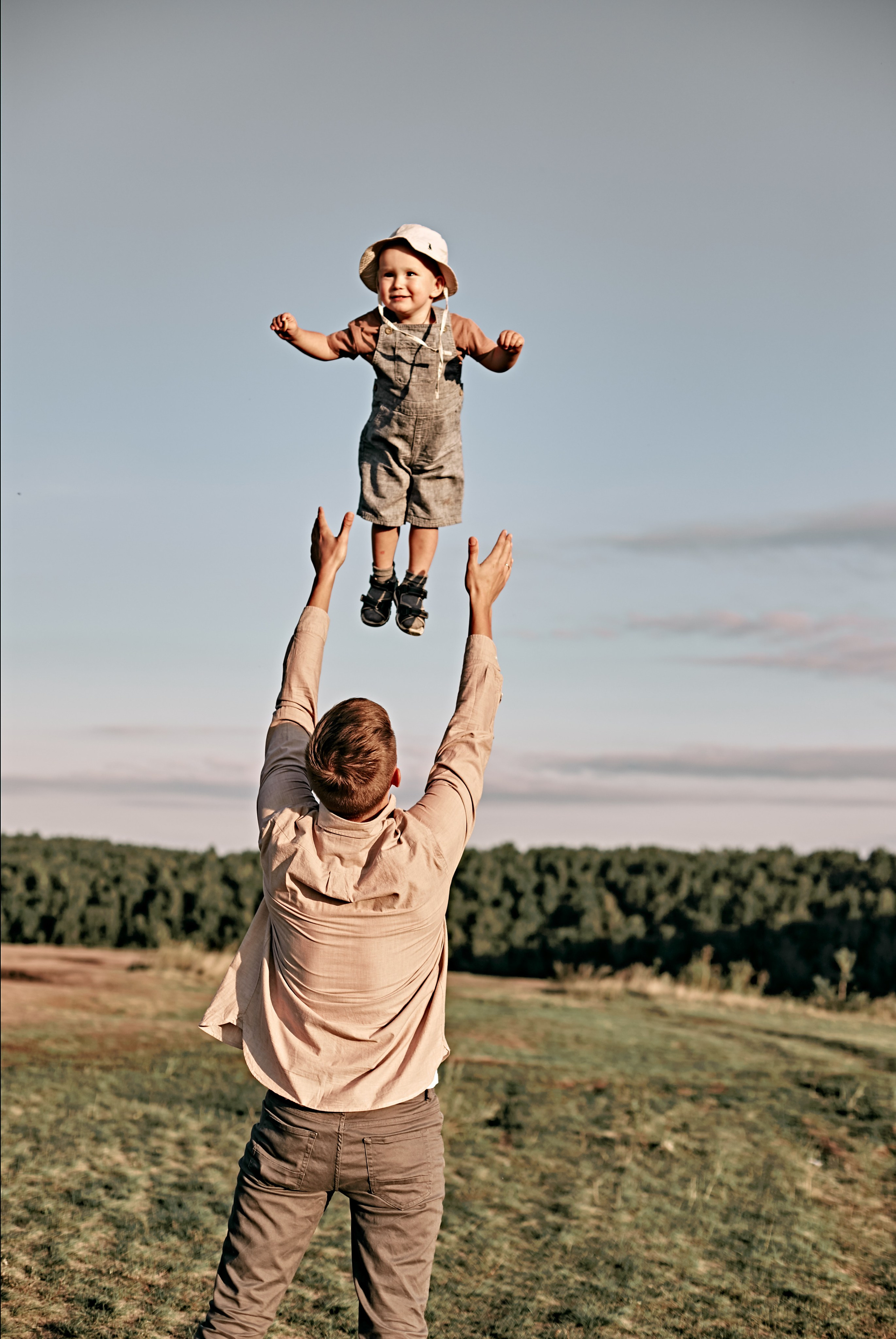 Катя с семьей. Порог Ревун. Главная