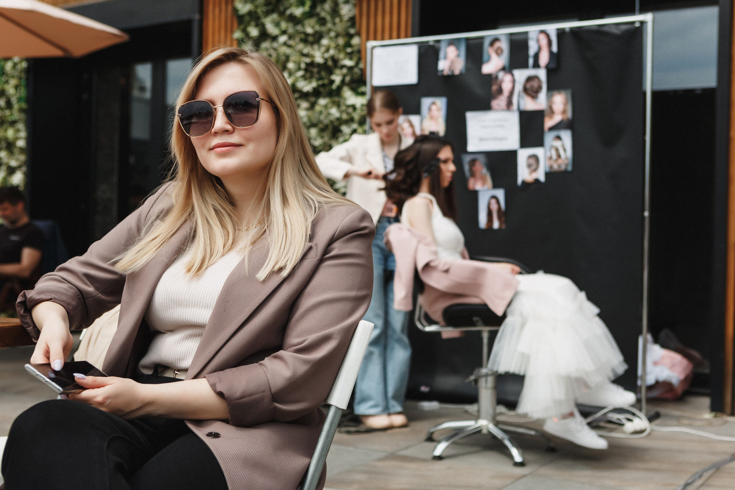 Моменты: Съёмка букета невесты в ТРЦ Большой, Ростов-на-Дону. Свадебный и семейный фотограф в Таганроге Бакарюк Антон