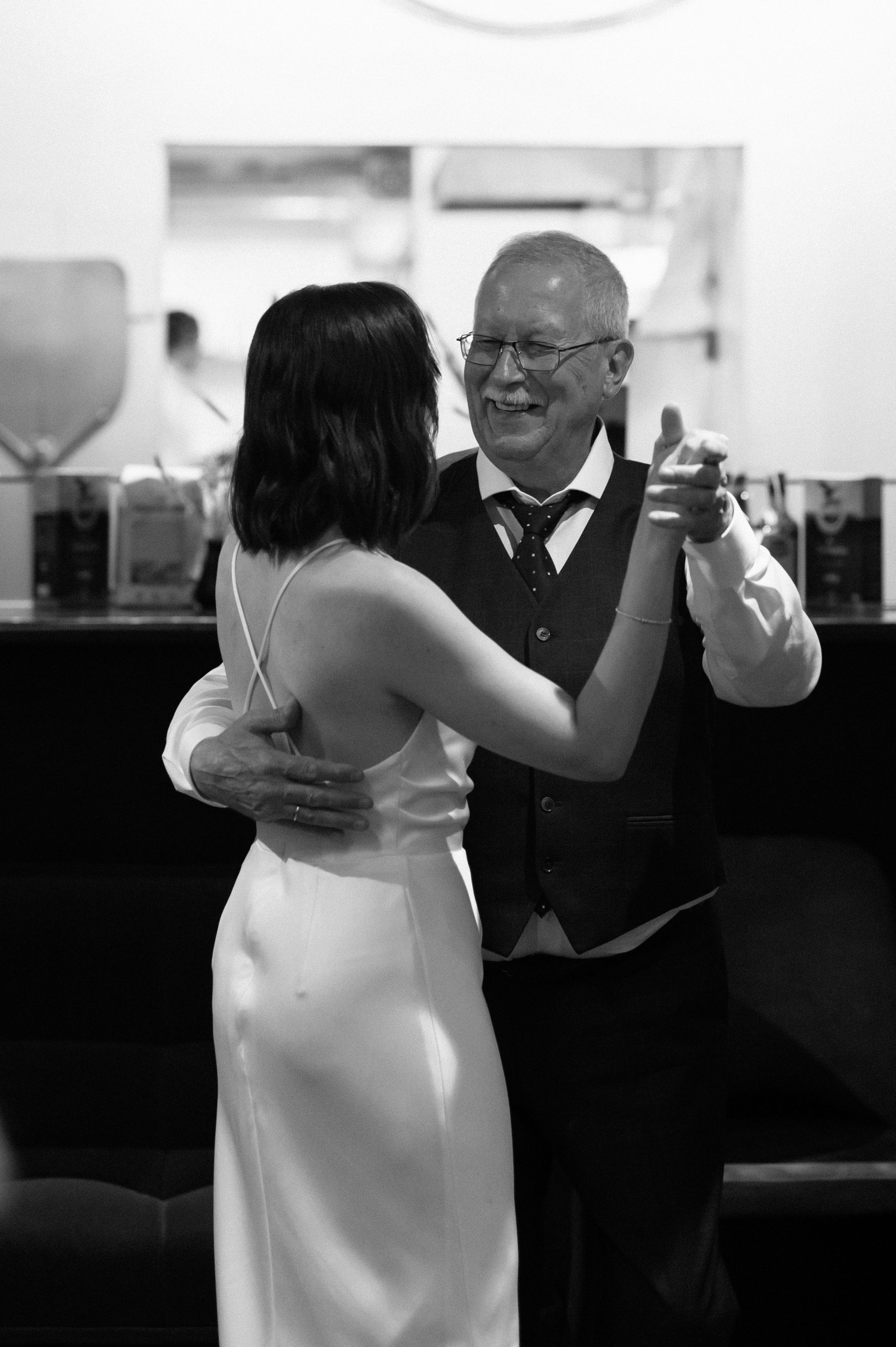 Свадебная фотосессия в кинотеатре. Свадебный и семейный фотограф в Санкт-Петербурге Татьяна Пастухова