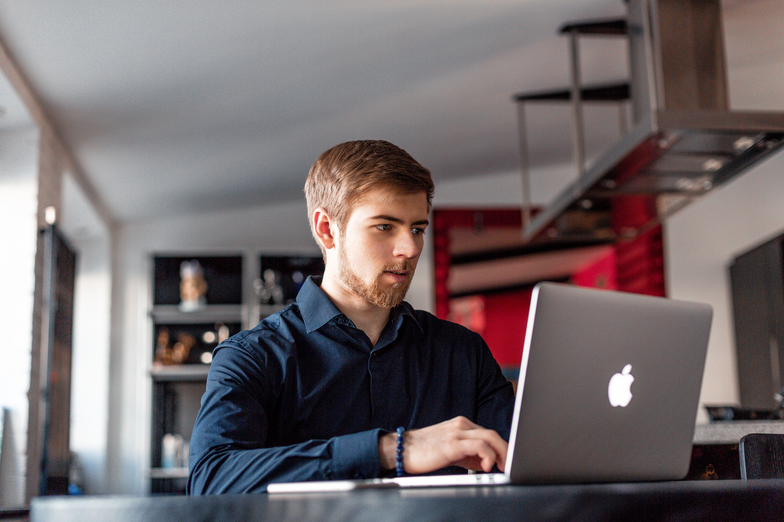 Владислав, предприниматель, ментор. Бренд съемка для социальных сетей инстаграм фотограф Москва