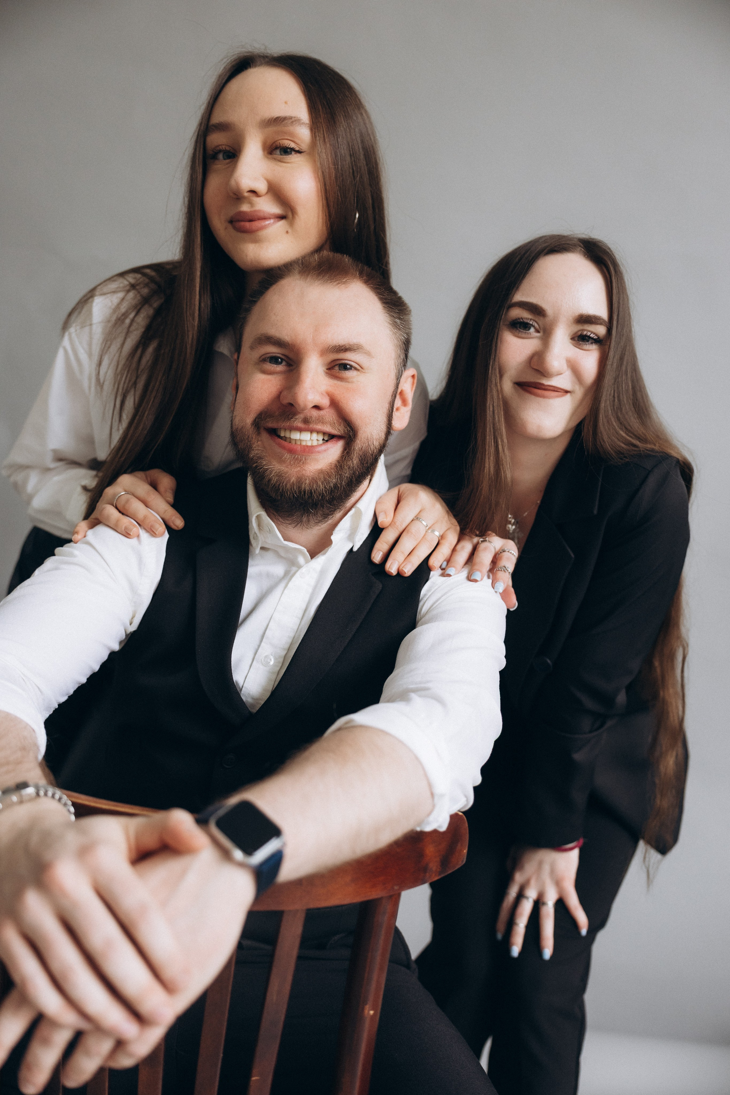 Фотосессия стоматологов в студии. Фотограф Артем Бросов в Санкт-Петербурге и Дубае