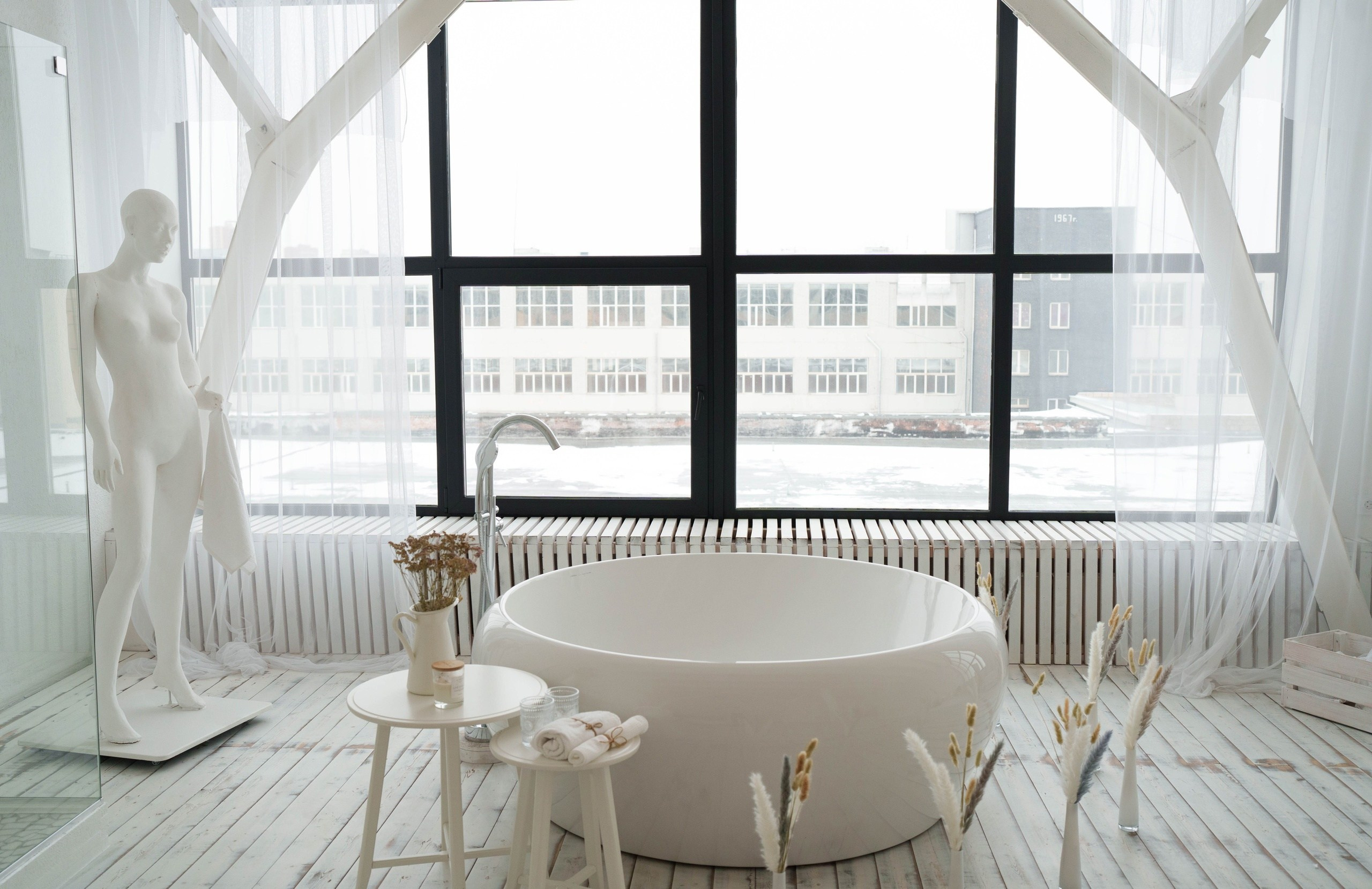 Студия Мун зал Белый, 1700 руб. в час. Классный фотограф Красноярска Васильева Ирина