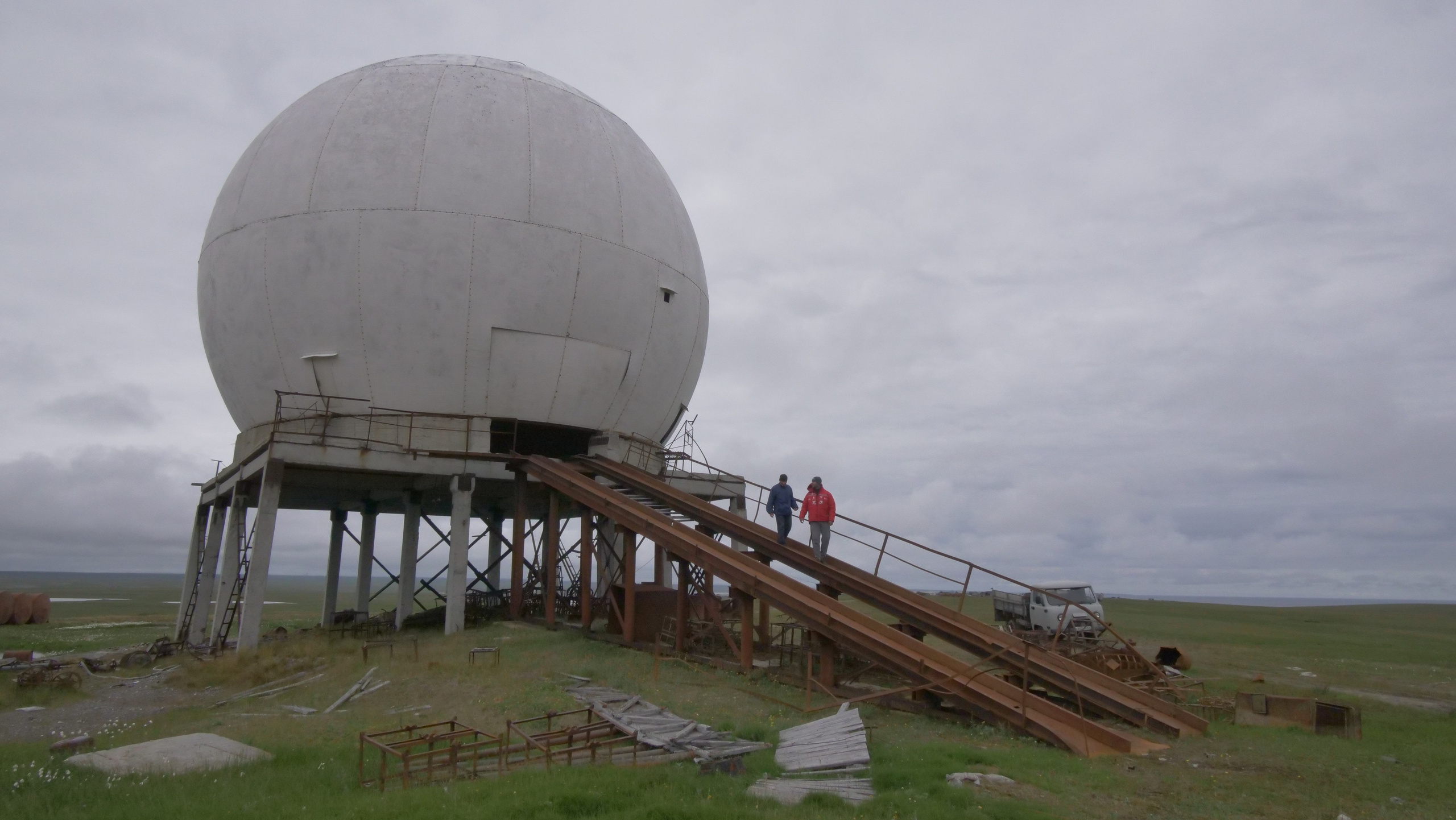 Амдерма — наука (2020 г.). Фотоальбом показывающий увлекательный мир авиации и мир медведей Андрея Иванова