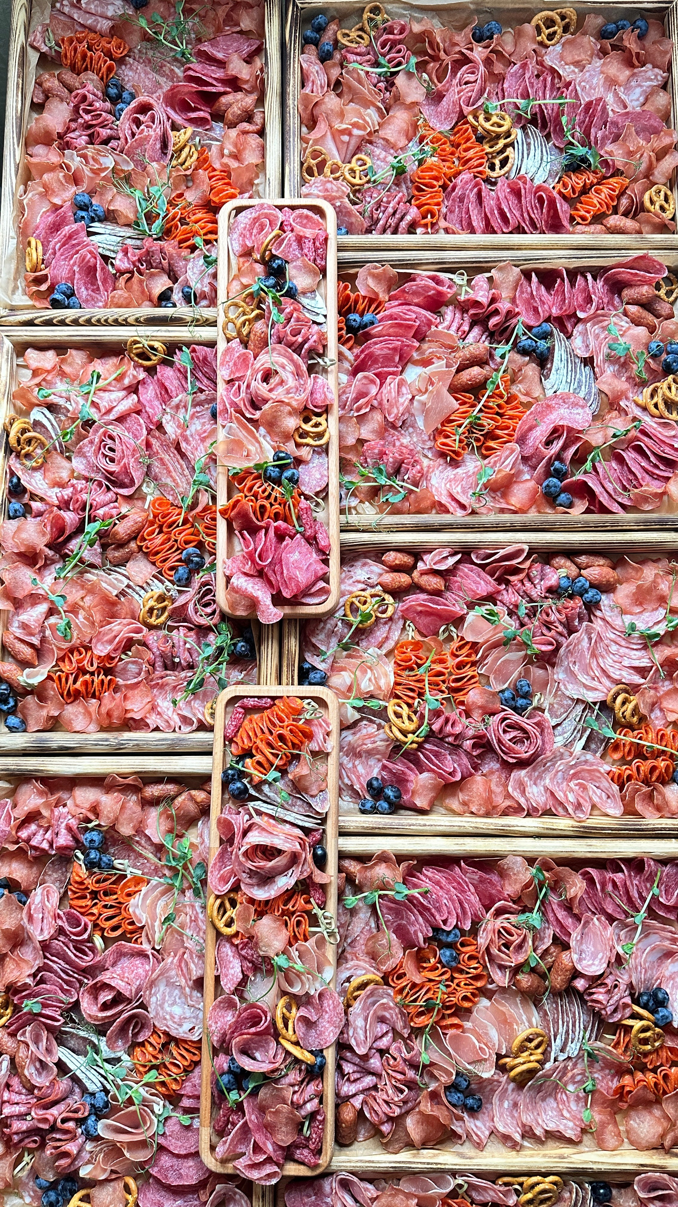 ГастроБоксы. Выездной кейтеринг, съедобные букеты, торты и сладости на заказ