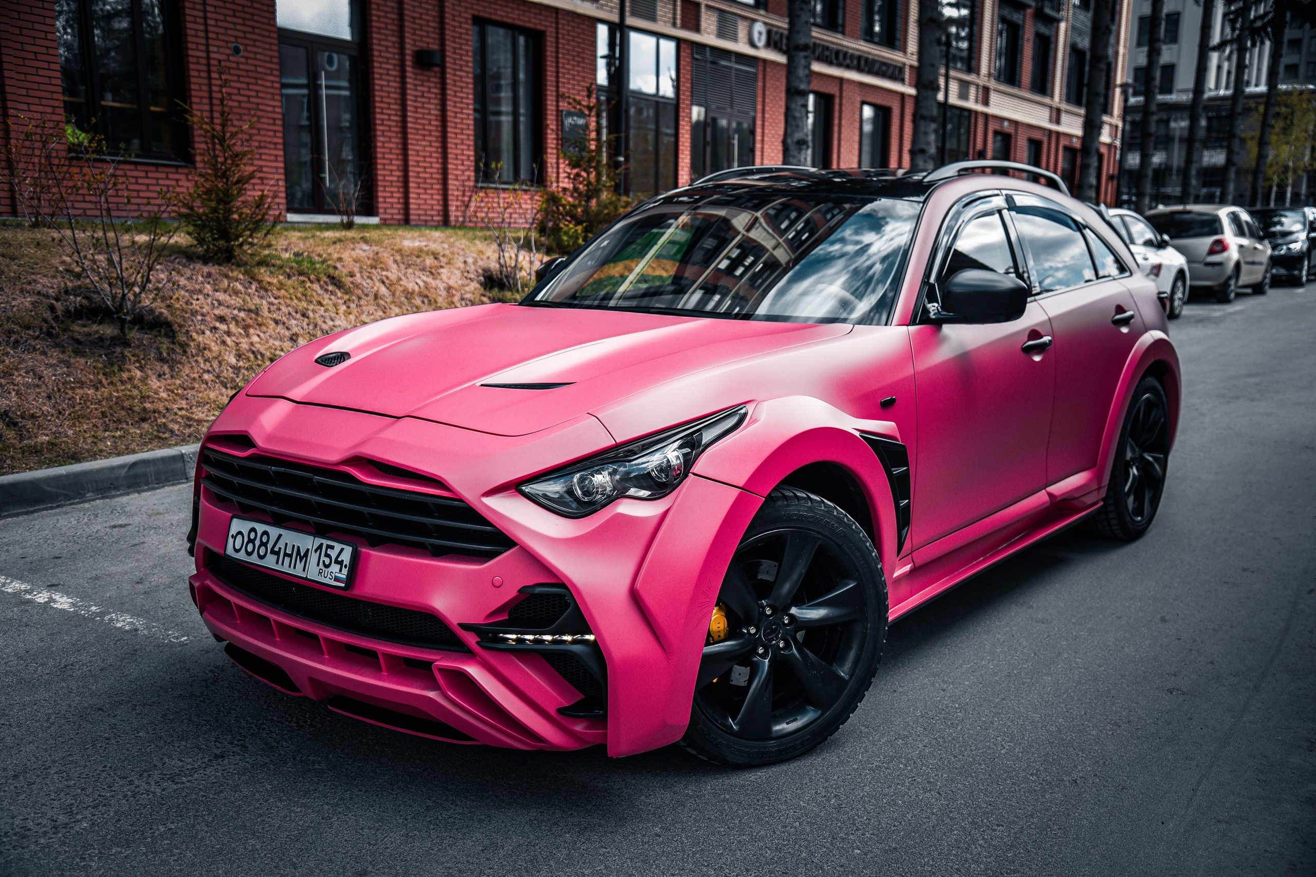 Профессиональная фотосессия Infiniti FX37 в&nbsp;Новосибирске. Автомобильный фотограф Чанчин Владимир: детальные снимки кузова, интерьера и&nbsp;динамики