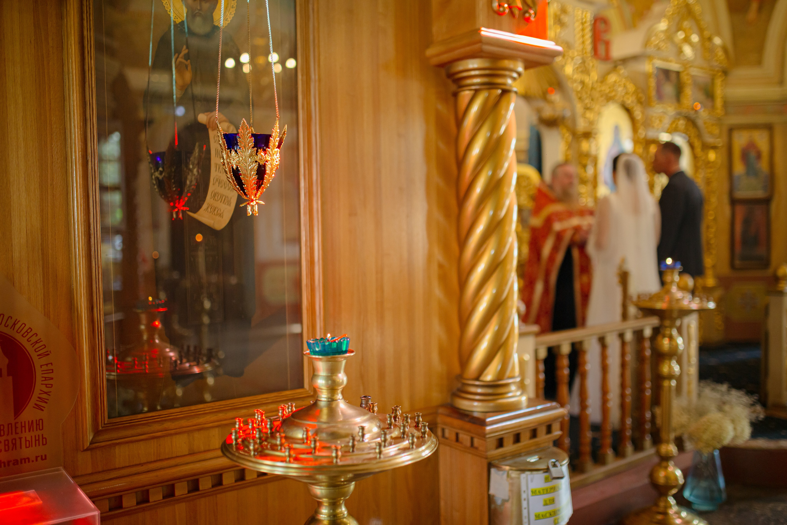 Церковь Покрова Пресвятой Богородицы в Осеченках г. Раменское. Свадебный и семейный фотограф