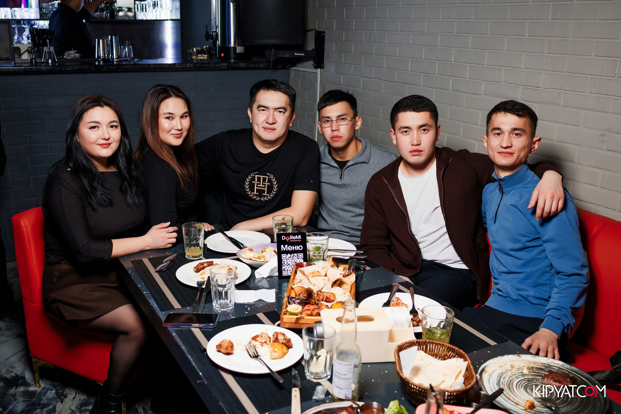 КАРАОКЕ DOREMI. КИПЯТКОМ АЛМАТЫ! Фотосъемка мероприятий в Алматы