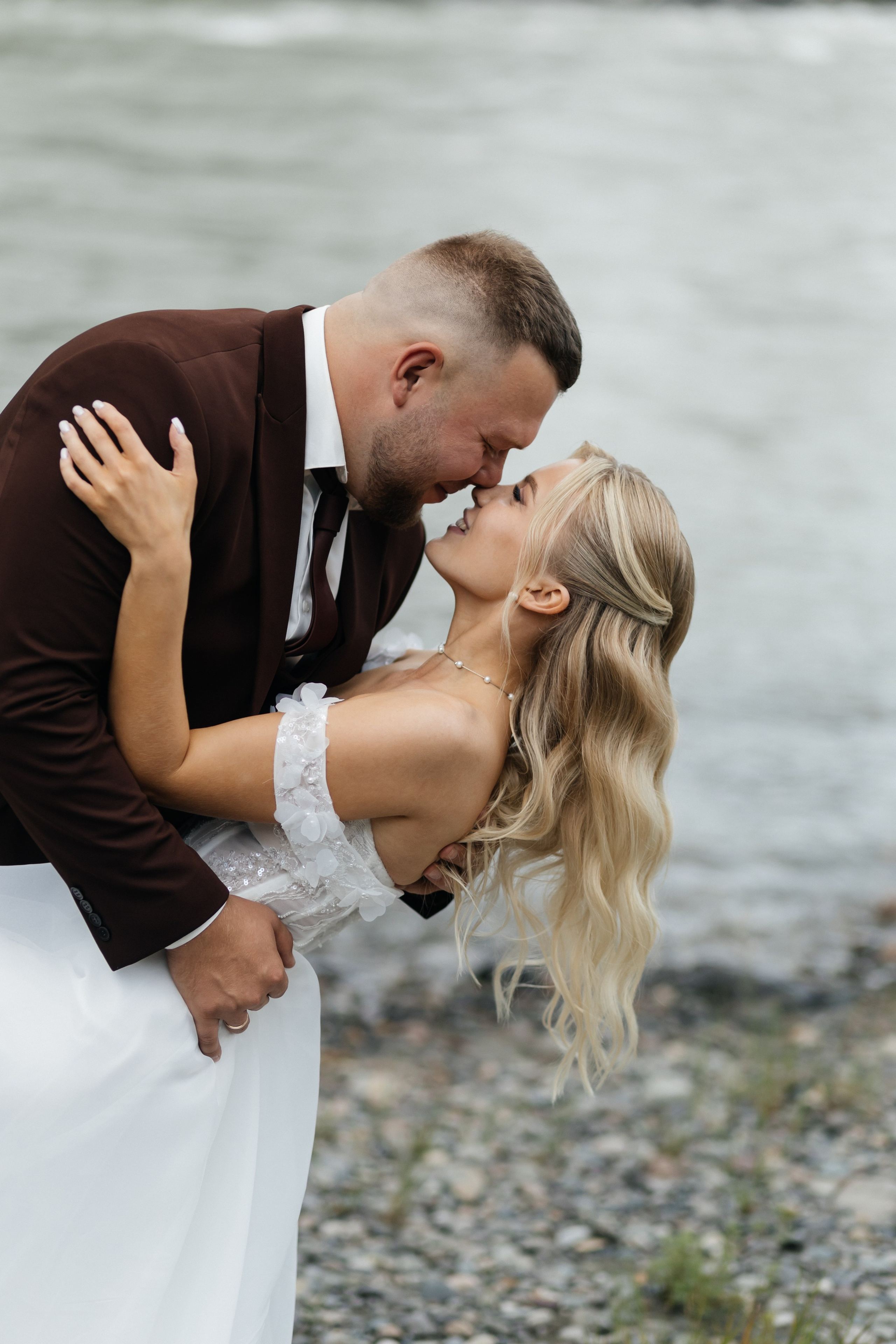 Любовь выше гор. История Насти и Дениса. Свадебный и семейный фотограф Рассказова Виктория