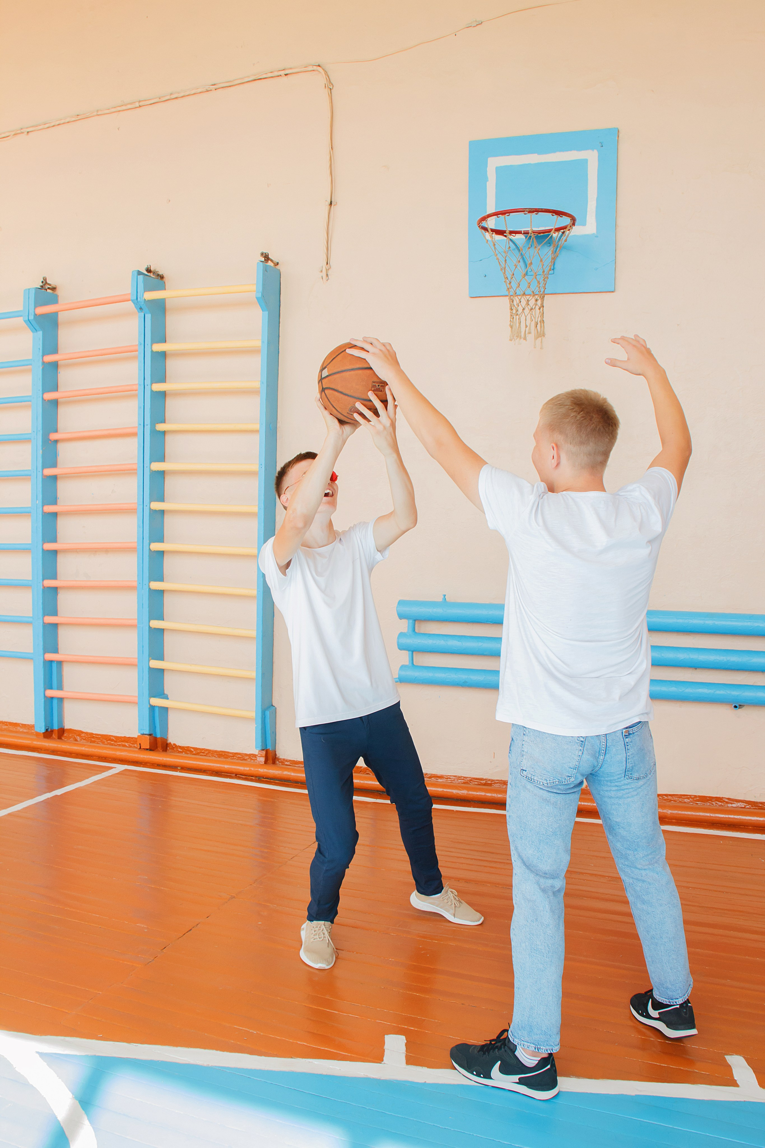 Выпускной альбом 2023. Фотограф и видеограф в Омск/Москва Сащенко Лера