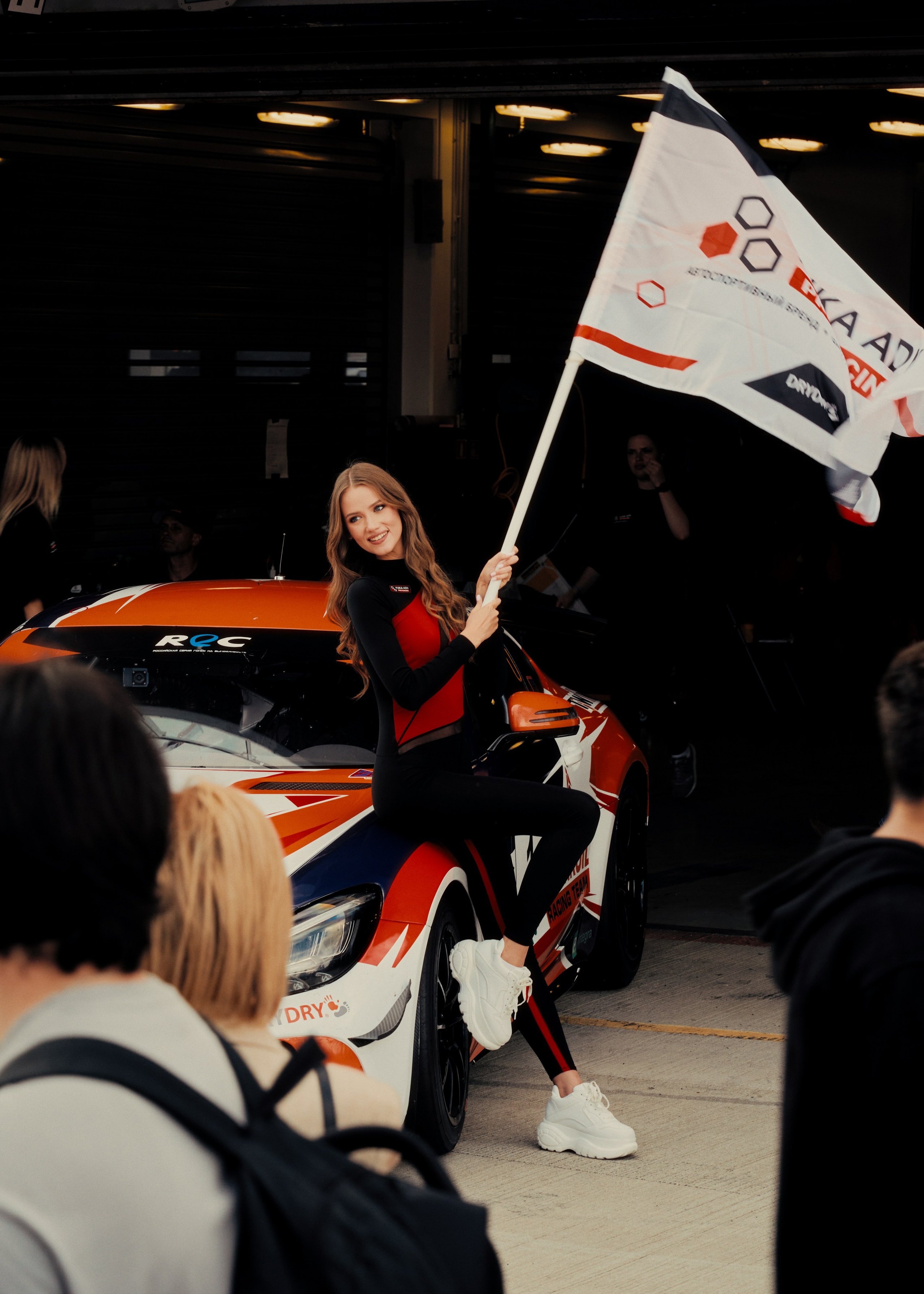 REC 2025. Автомобильный и коммерческий фотограф Москва