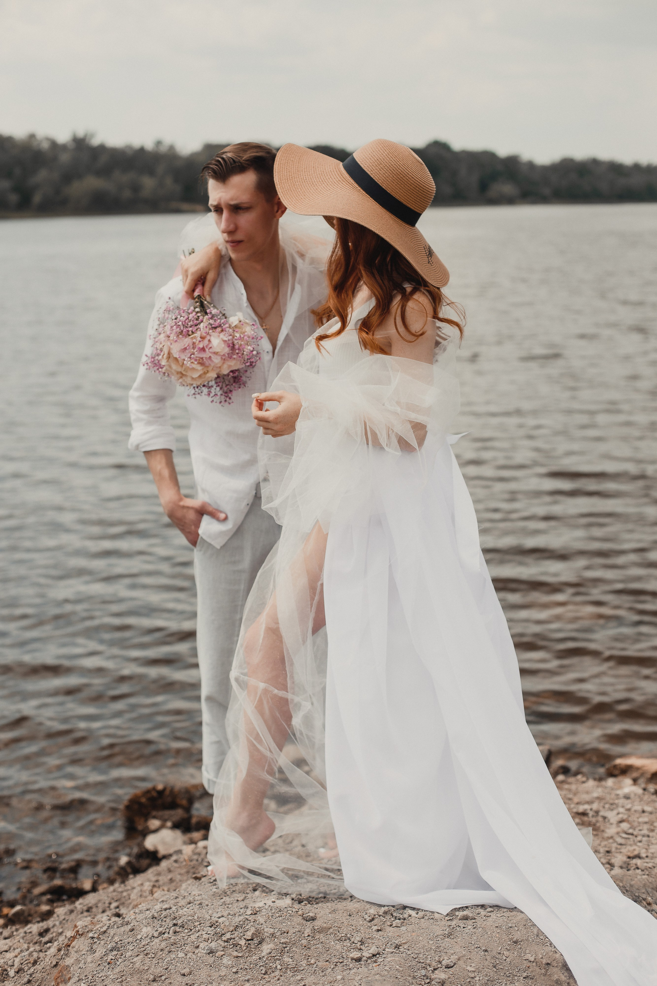 Не классическая на берегу. Креативный и женский Фотограф Омске Наталья Лебедева