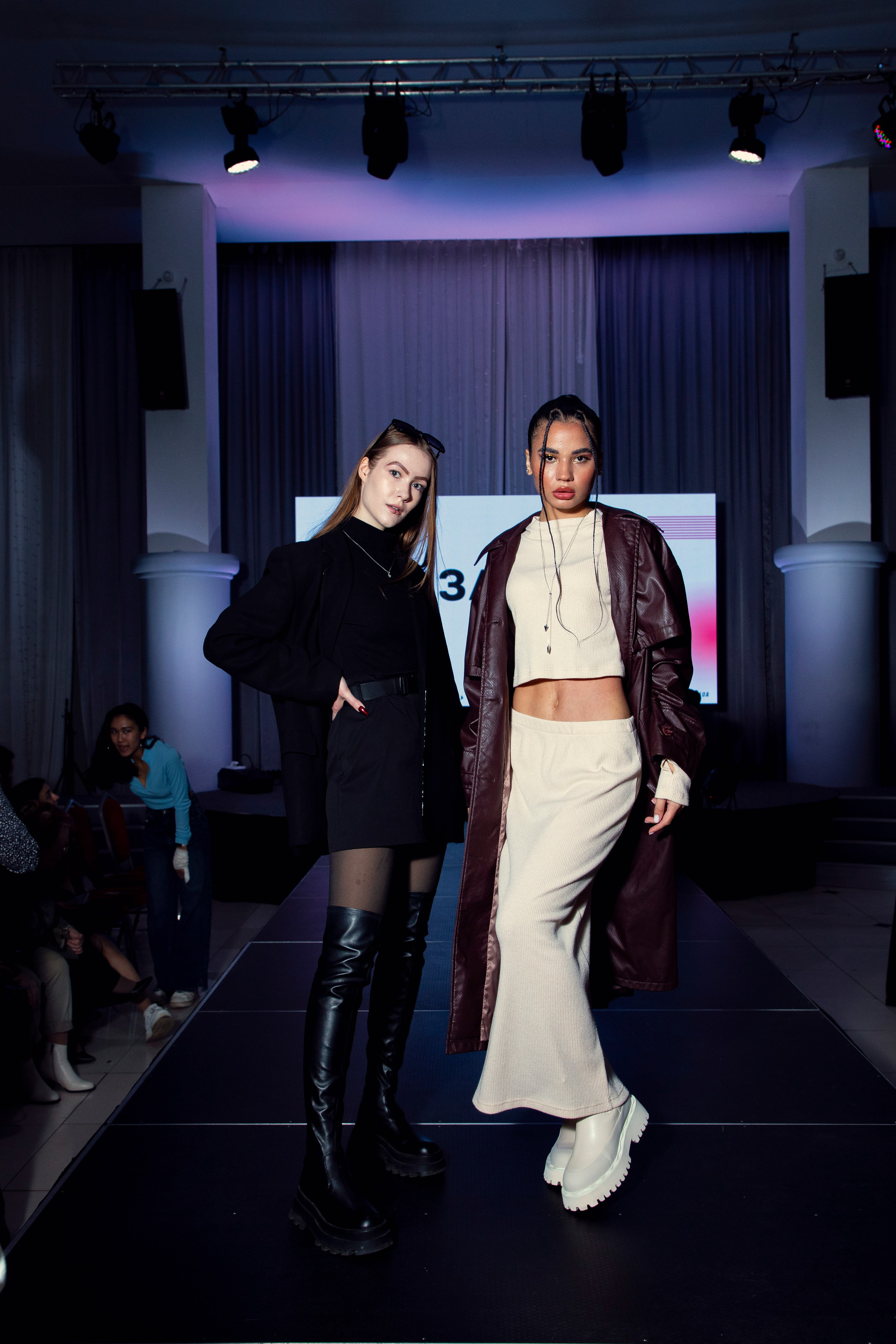 («Дизайнер — Азия» | Проект для дизайнеров) — модный показ дизайнерских коллекций!. Фотограф в Новосибирске Александр Иванов