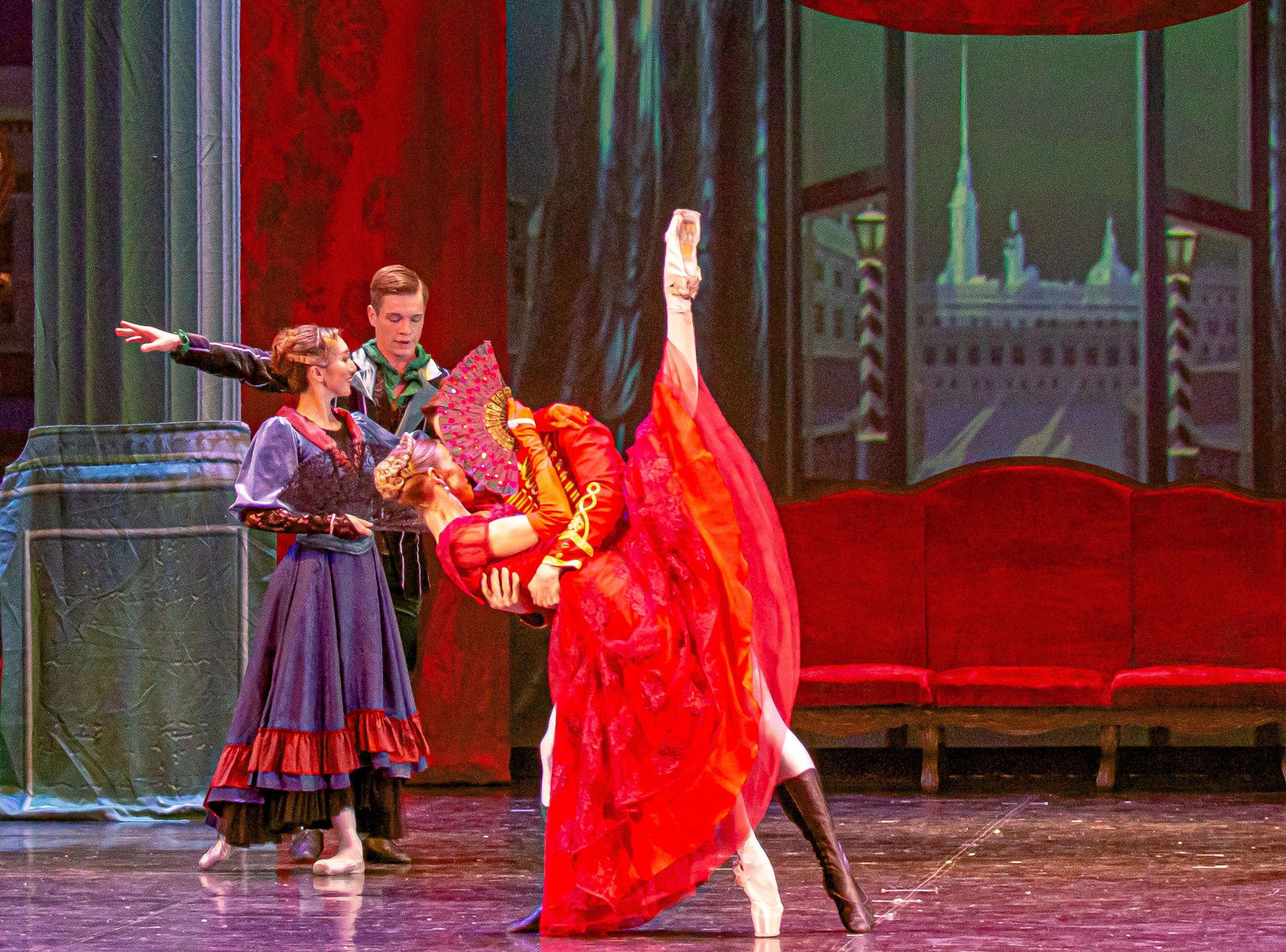 Война и Мир балет Марийского театра оперы и балета на сцене Зимнего театра г. Сочи премьера. Фотограф в Сочи Юрий Шептаев