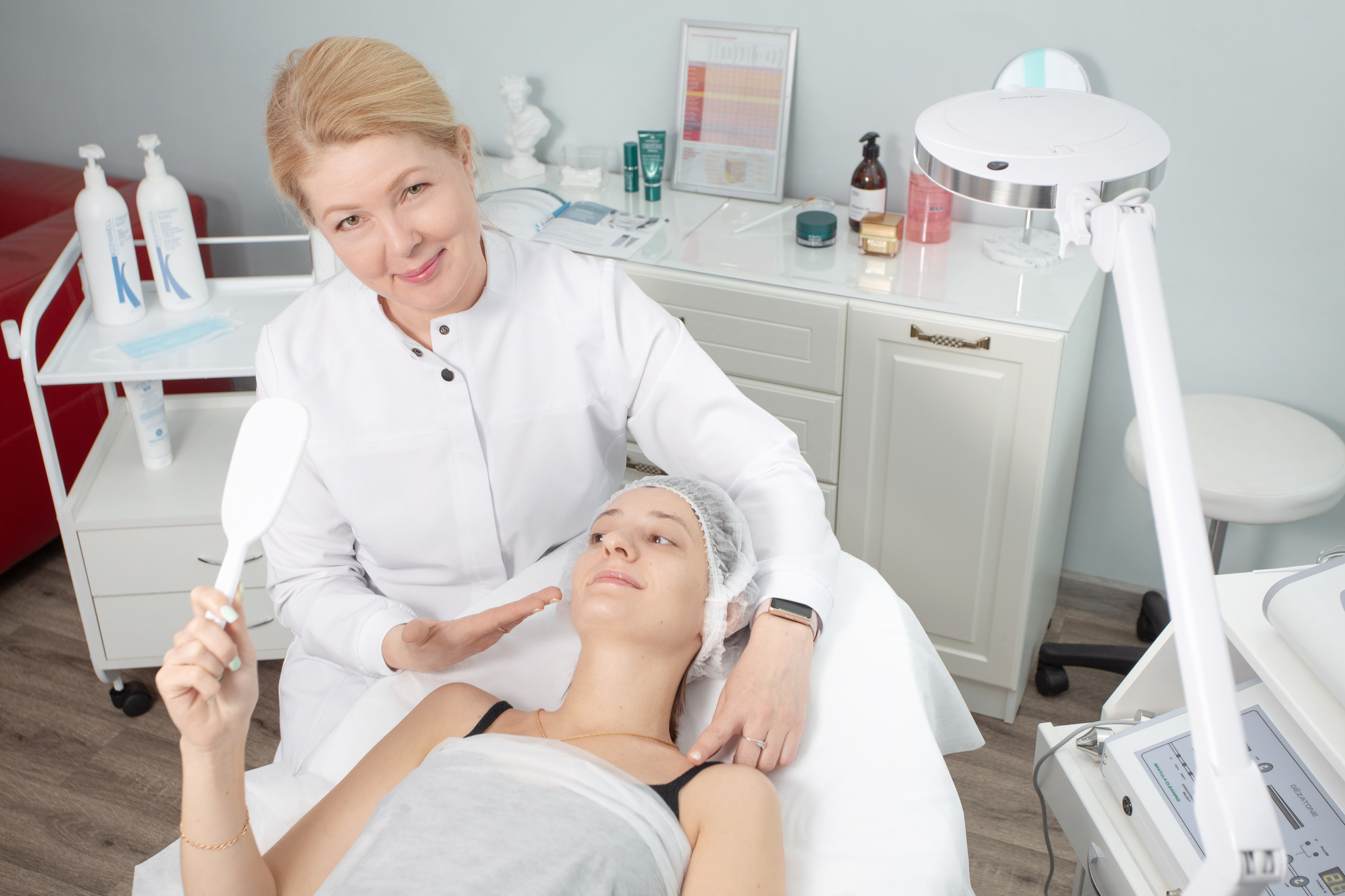 Косметолог Светлана Андреева и ее кабинет. Интерьерный фотограф и ретушер в Красноярске Денис Антропов