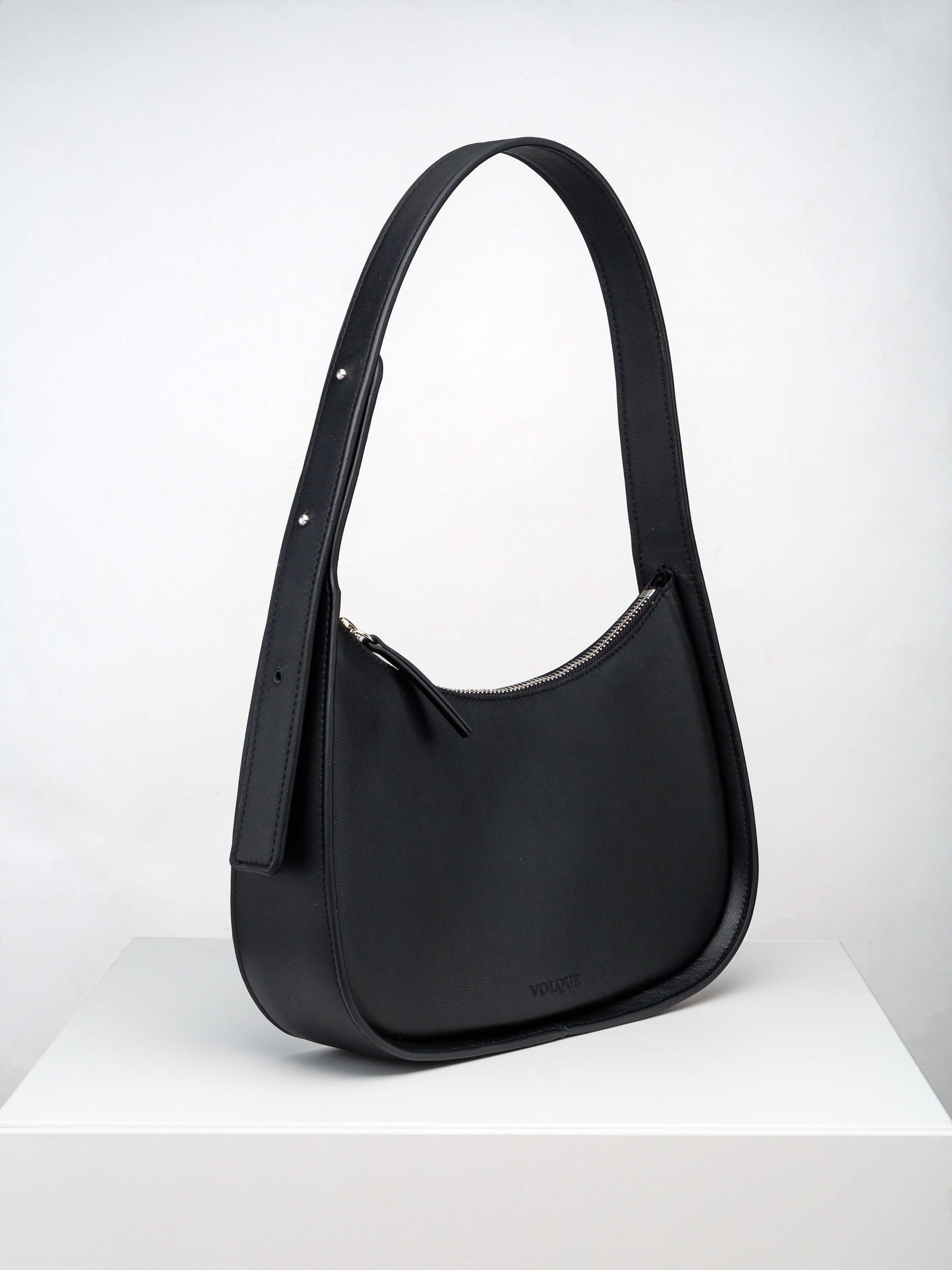 Фотосъёмка сумок и кошельков для маркетплейсов. Профессиональный фотограф в Санкт-Петербурге. Сергей Пушкин