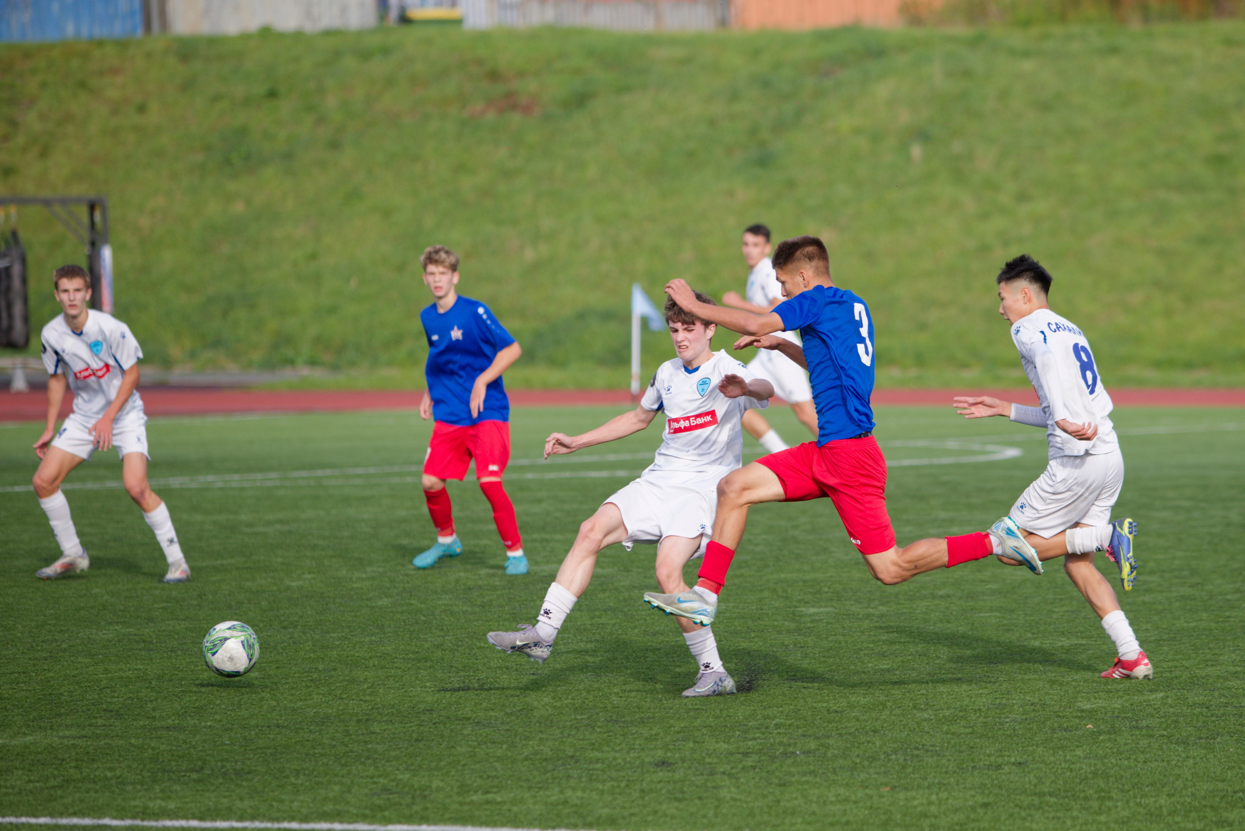 Матч ЮФЛ Сахалин-Хабаровск (U-18). Кутузов Евгений Фотограф в Южно-Сахалинске