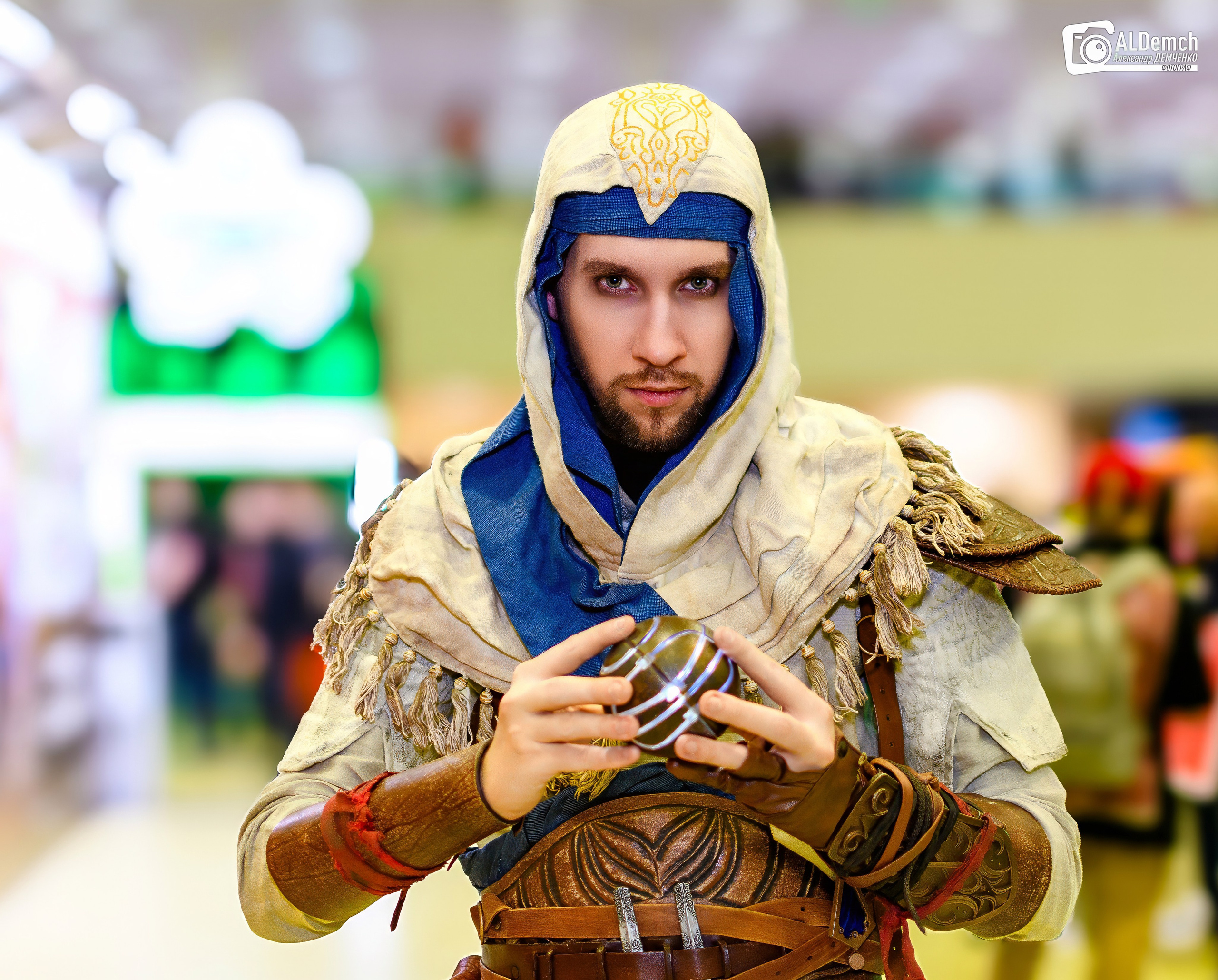 Assassins Creed картинки персонажей игры и косплей фото