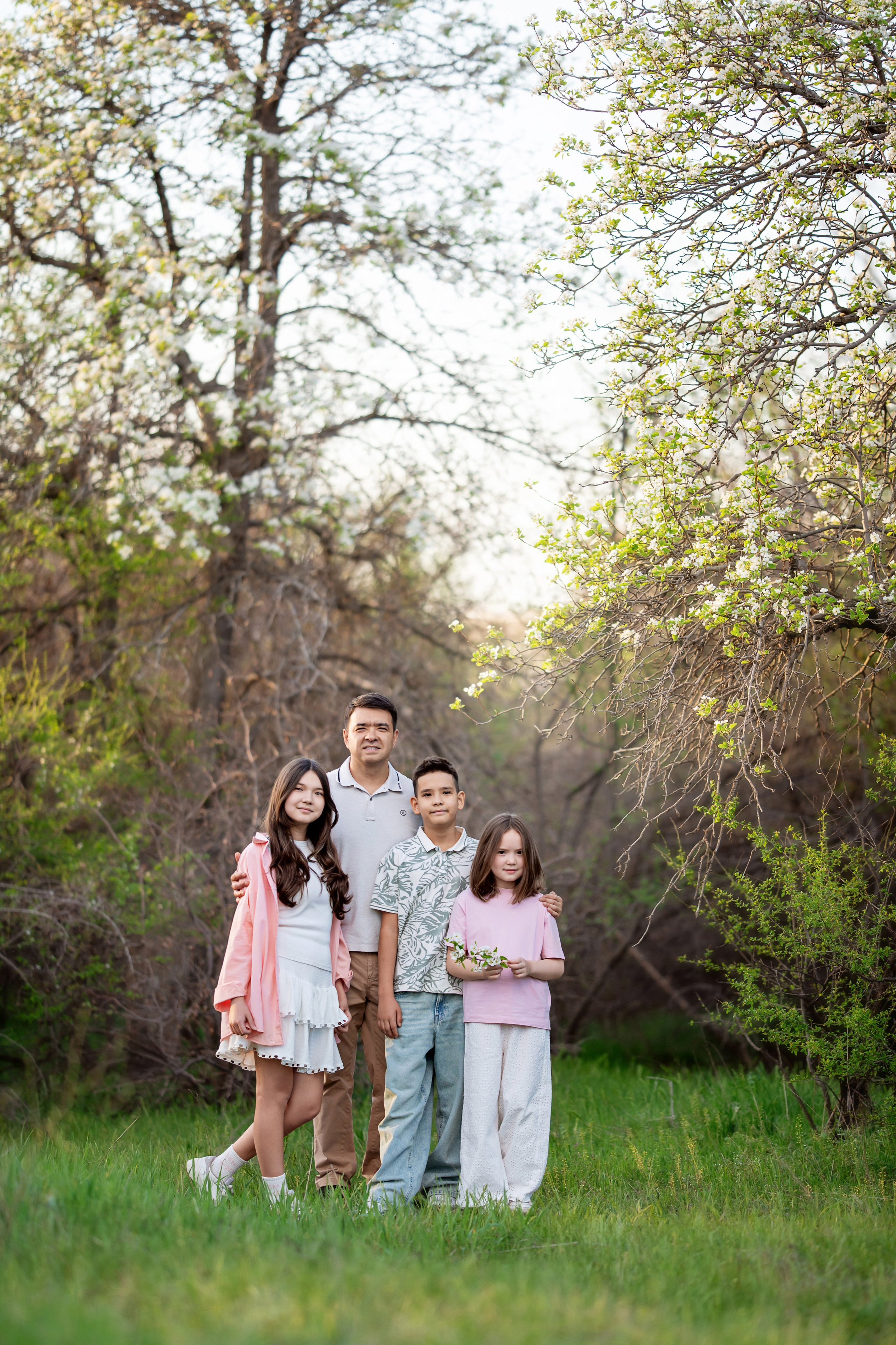 СЕМЕЙНЫЙ ВЕСЕННИЙ в парке. Творческая команда Ульяшевы, свадебная и семейная фотография. Кахахста