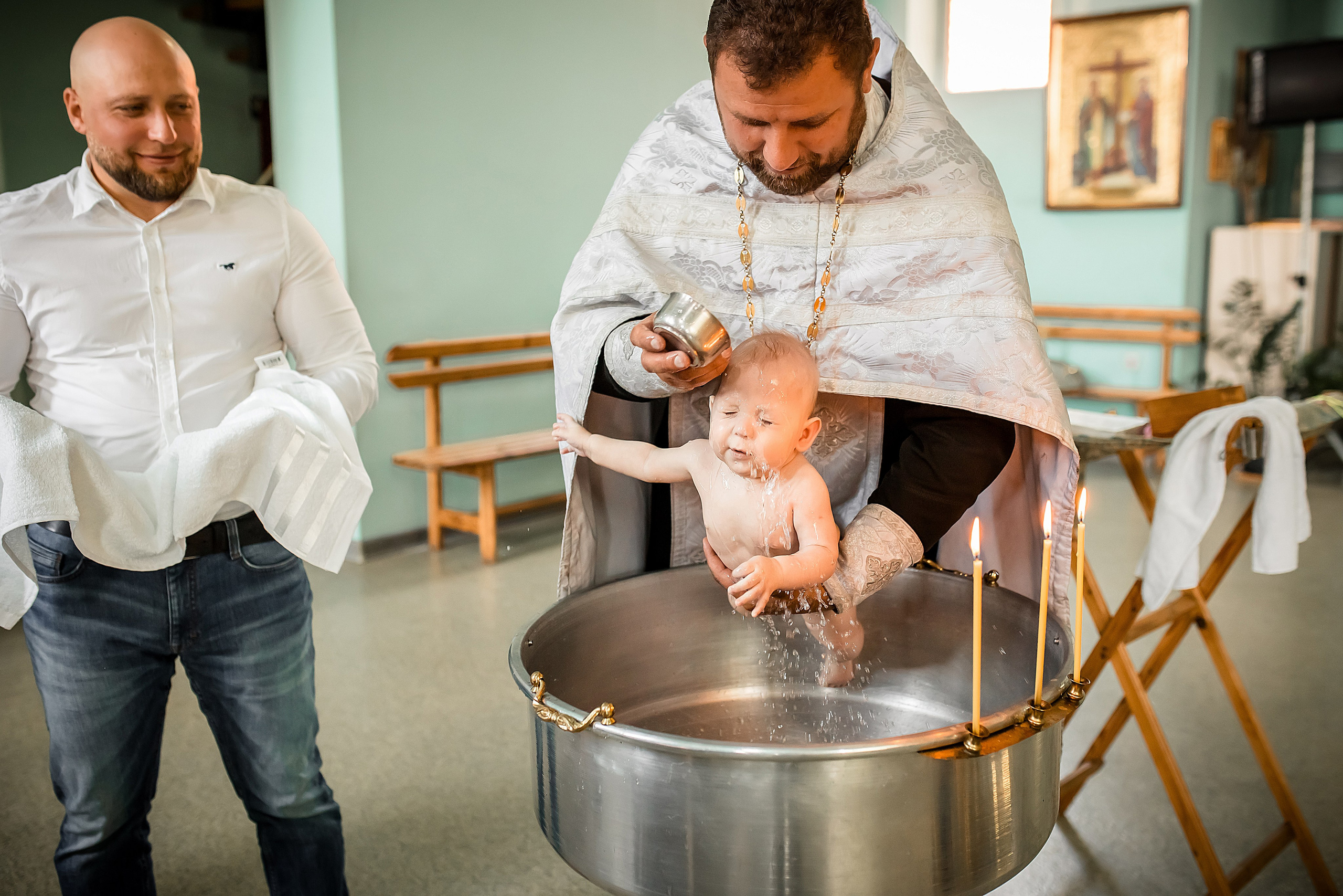 Крещение Милании и Эмилии