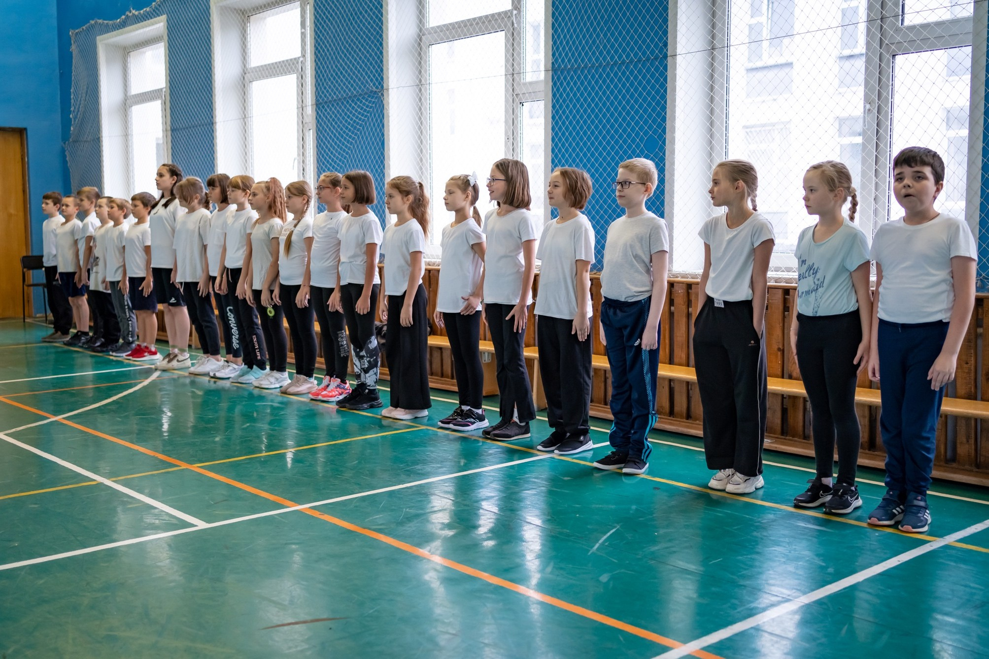Выпускники начальной школы. Семейный фотограф Варвара Сорока в городе Москве