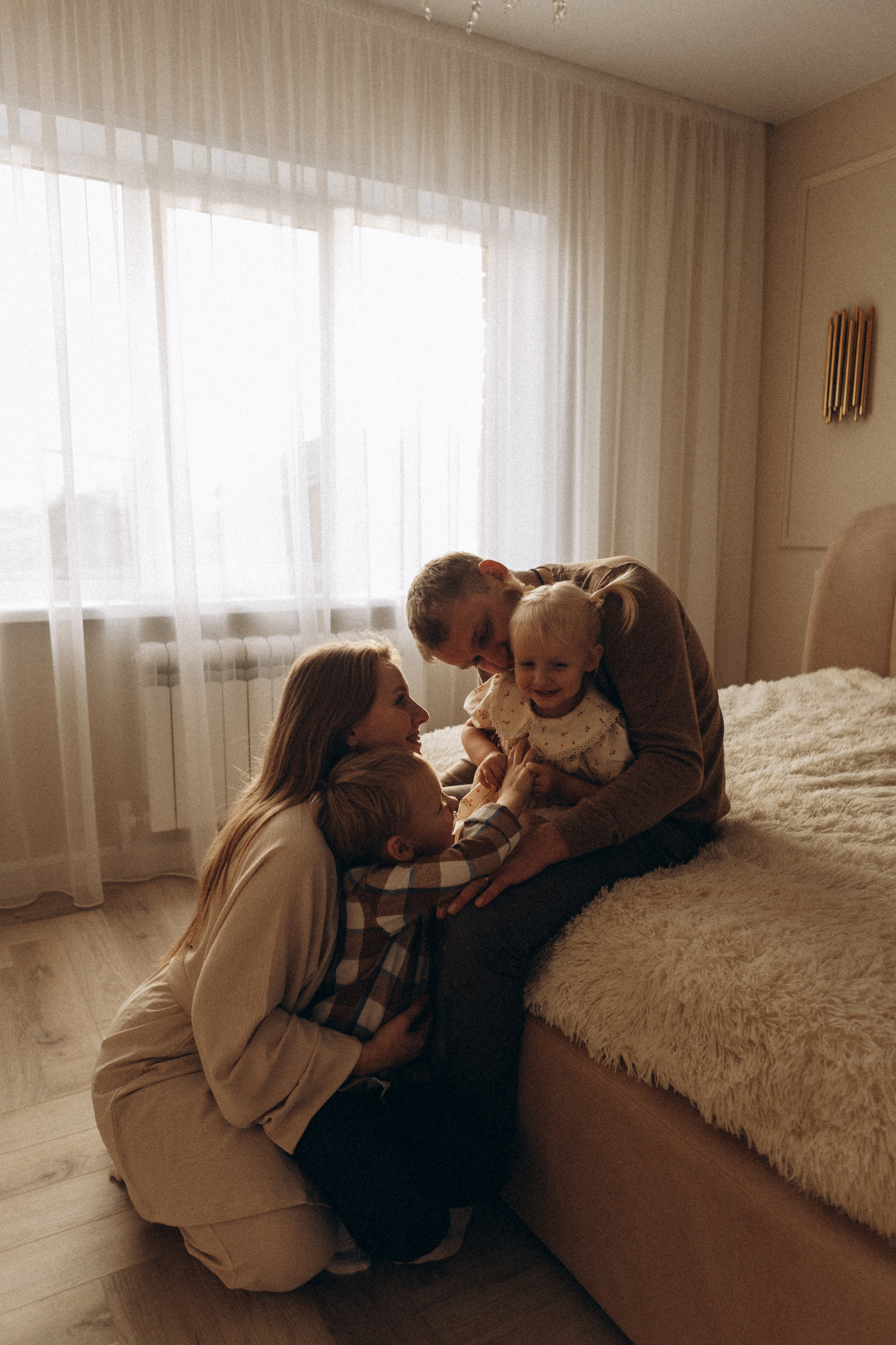 Таня, Вася, Саша и Лена