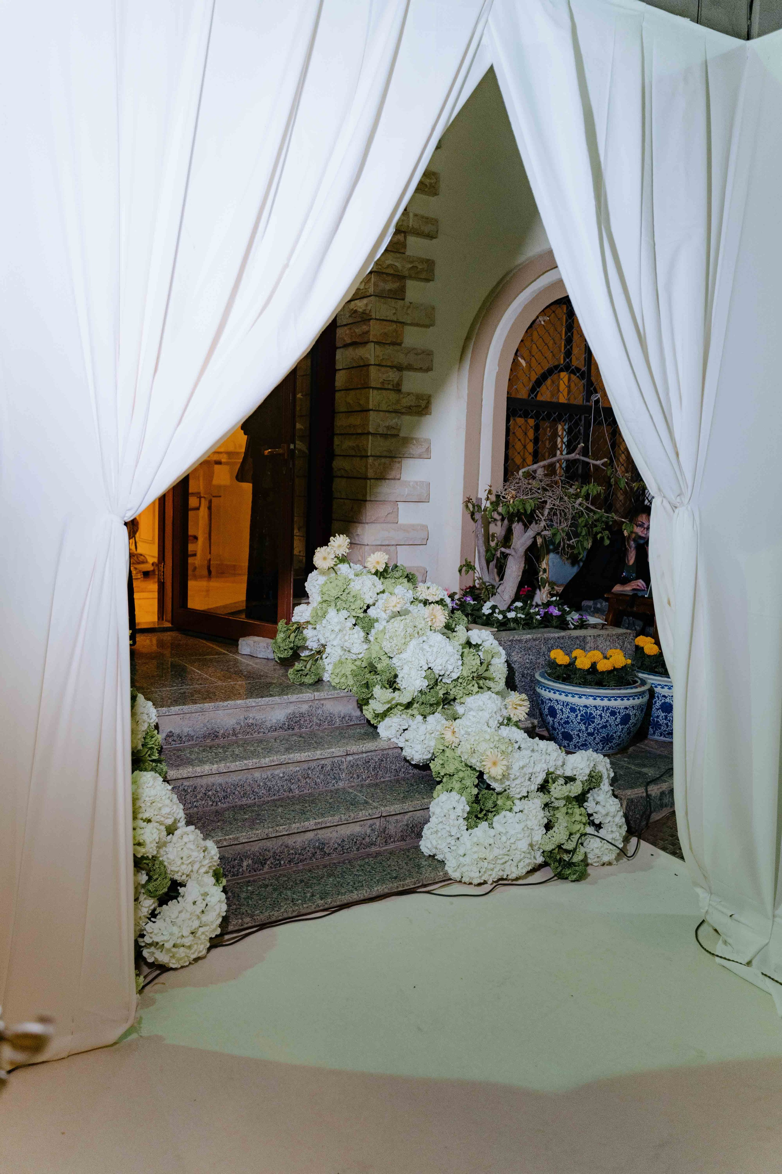 Wedding photographer in abu dhabi pre wedding party