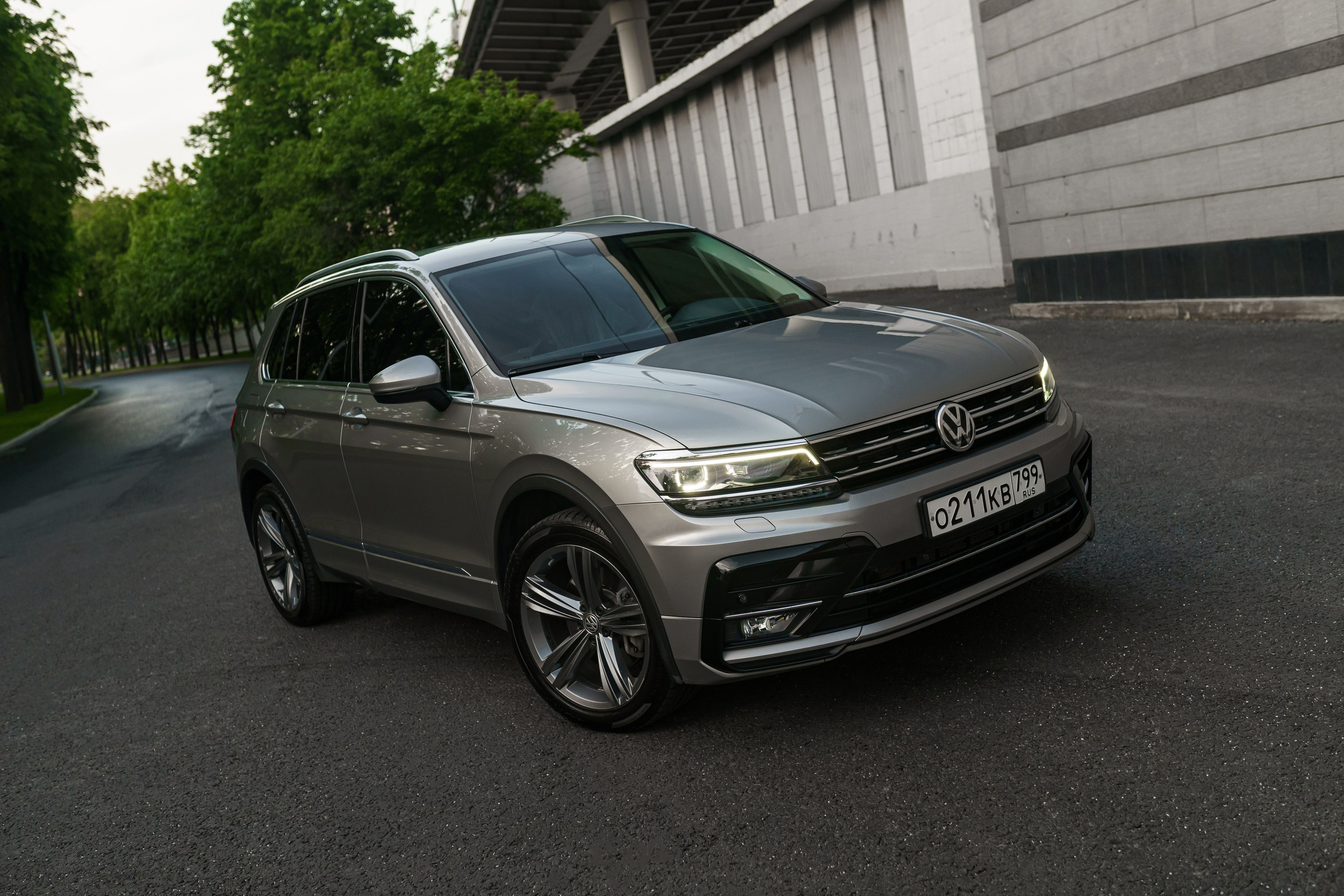 Съёмка автомобилей на продажу. Автомобильный фотограф в Москве | Базилев Александр