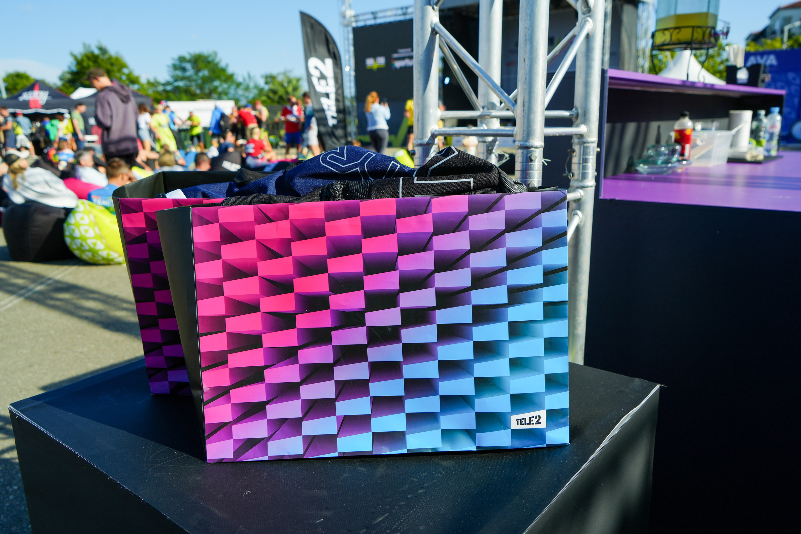 Фотоотчет партнерской интеграции для компании TELE2 на фестивале Ironstar. Репортажный фотограф в Красной Поляне и Сочи Павлюченко Екатерина