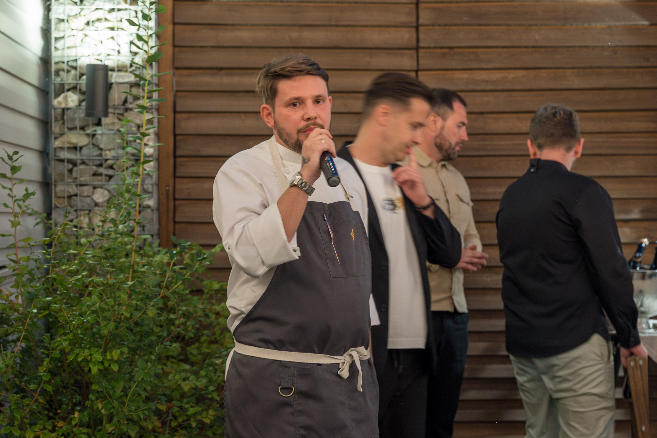 Гастрономический ужин в ресторане Co-Co Chalet. Репортажный фотограф в Красной Поляне и Сочи Павлюченко Екатерина