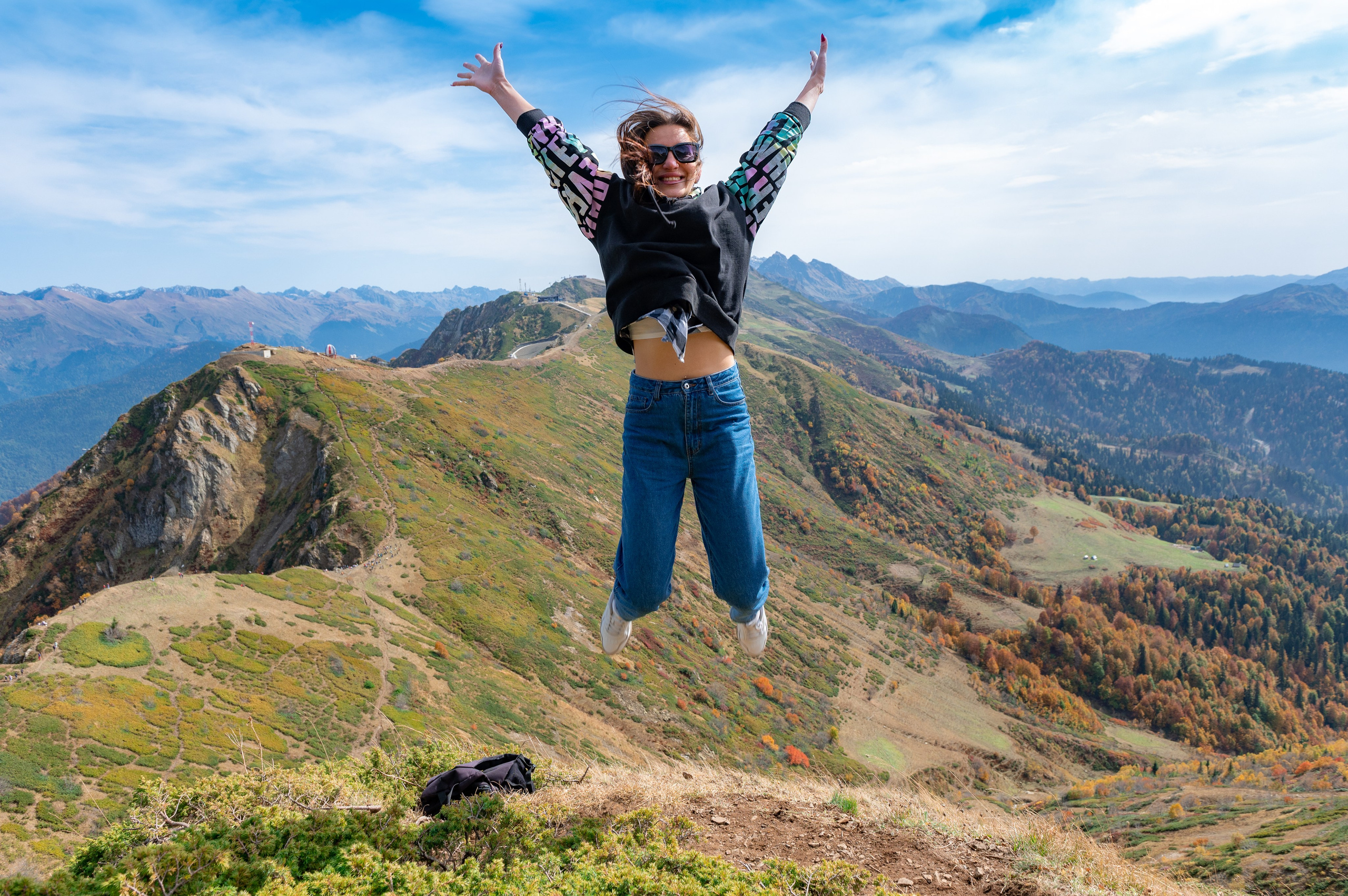Хайкинг по трем курортам Красной Поляны 2022. Репортажный фотограф в Красной Поляне и Сочи Павлюченко Екатерина
