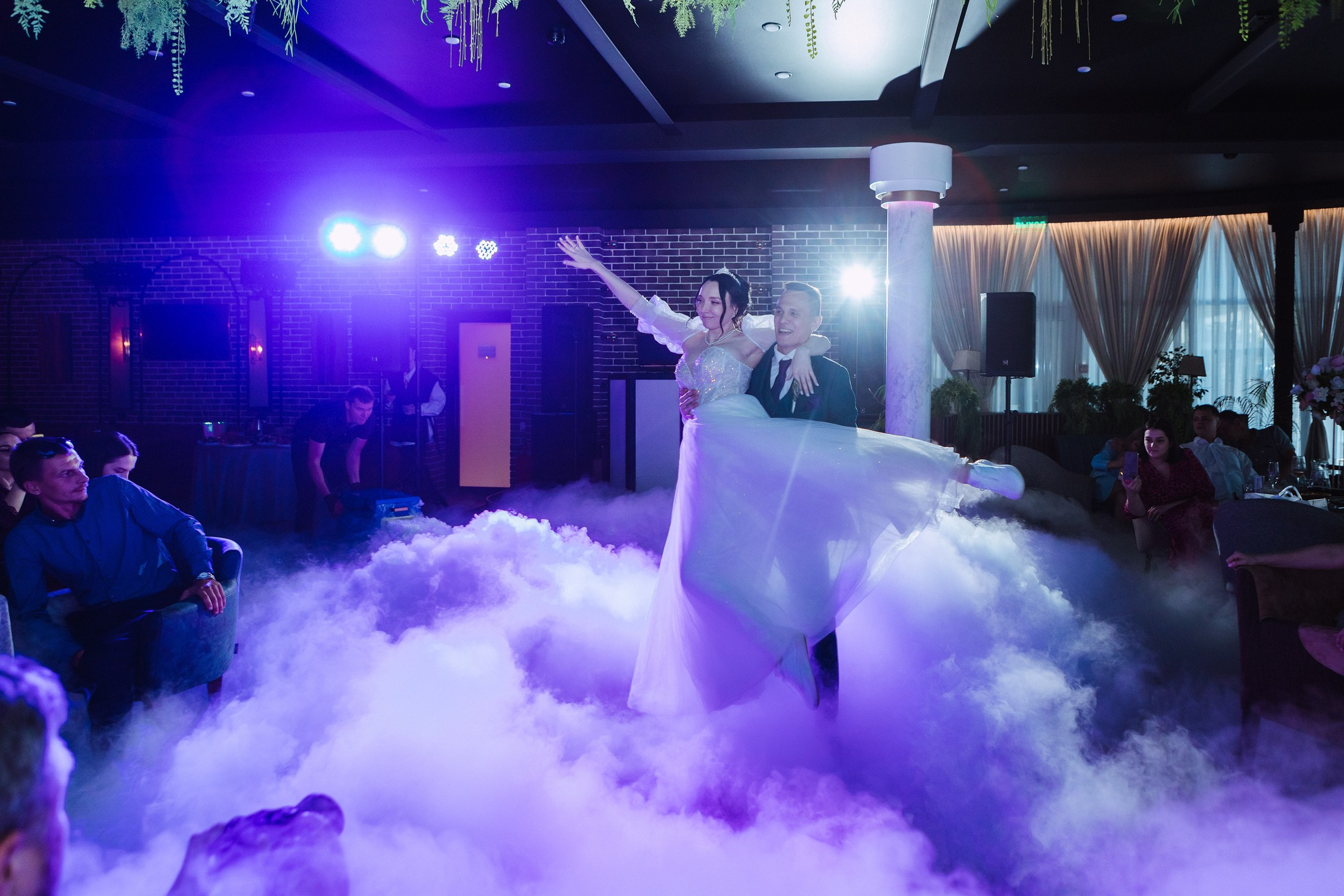 Александр и Ольга. Фотографы в городе Волгограде — Людмила Агеева и Алексей Околелов