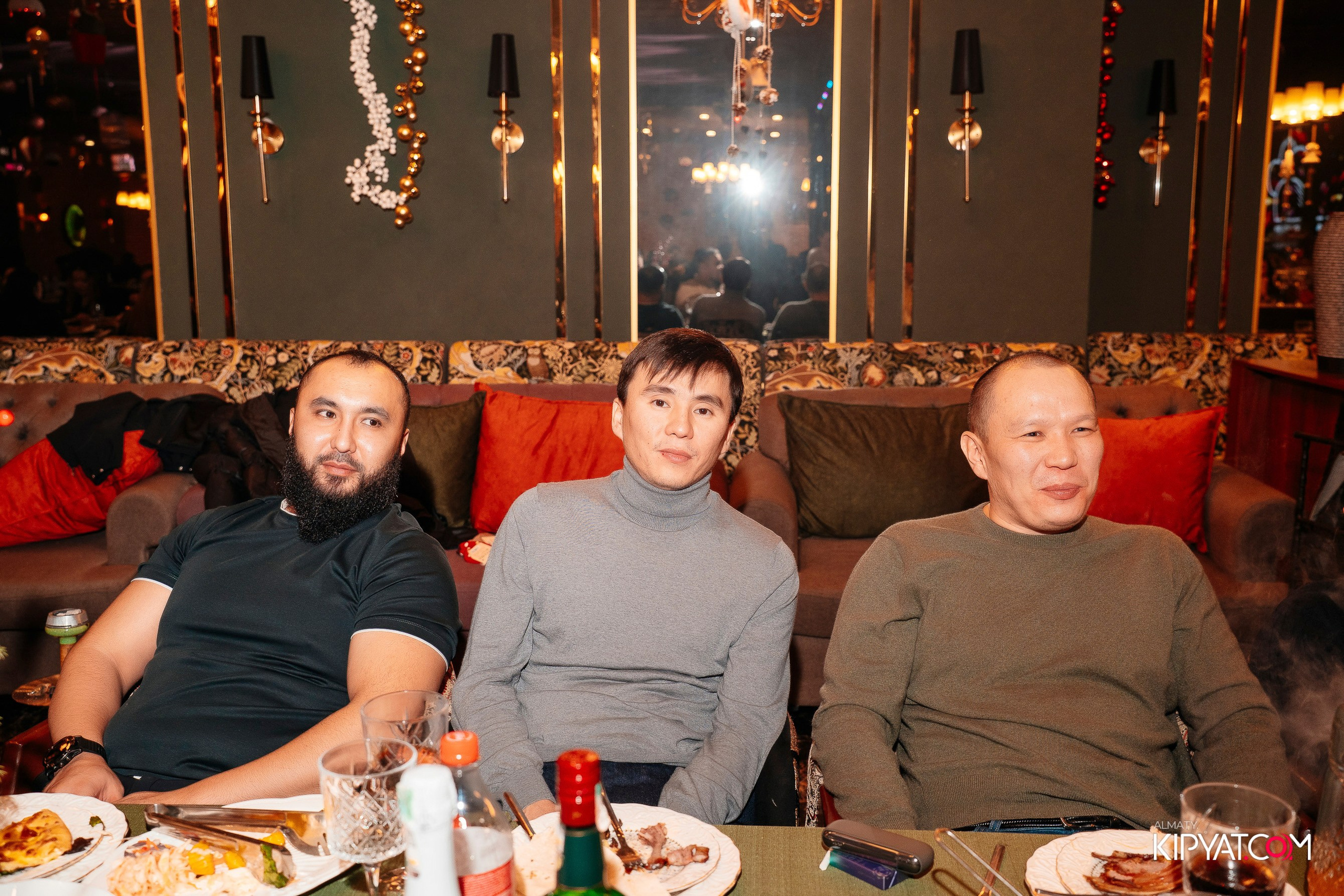 РЕСТОРАН ВЕСЕЛИДЗЕ НА ШЕВЧЕНКО. КИПЯТКОМ АЛМАТЫ! Фотосъемка мероприятий в Алматы