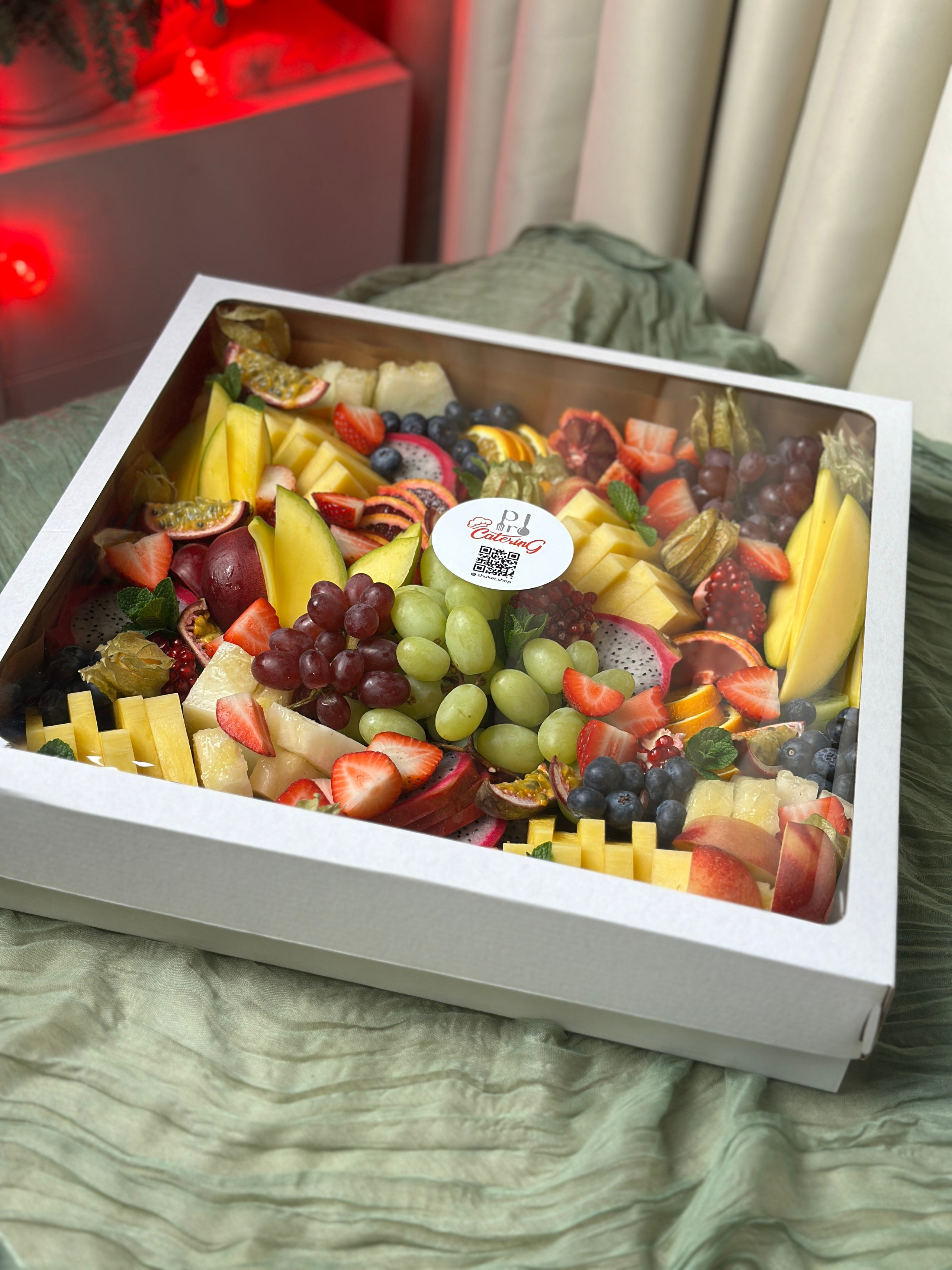 ГастроБоксы. Выездной кейтеринг, съедобные букеты, торты и сладости на заказ