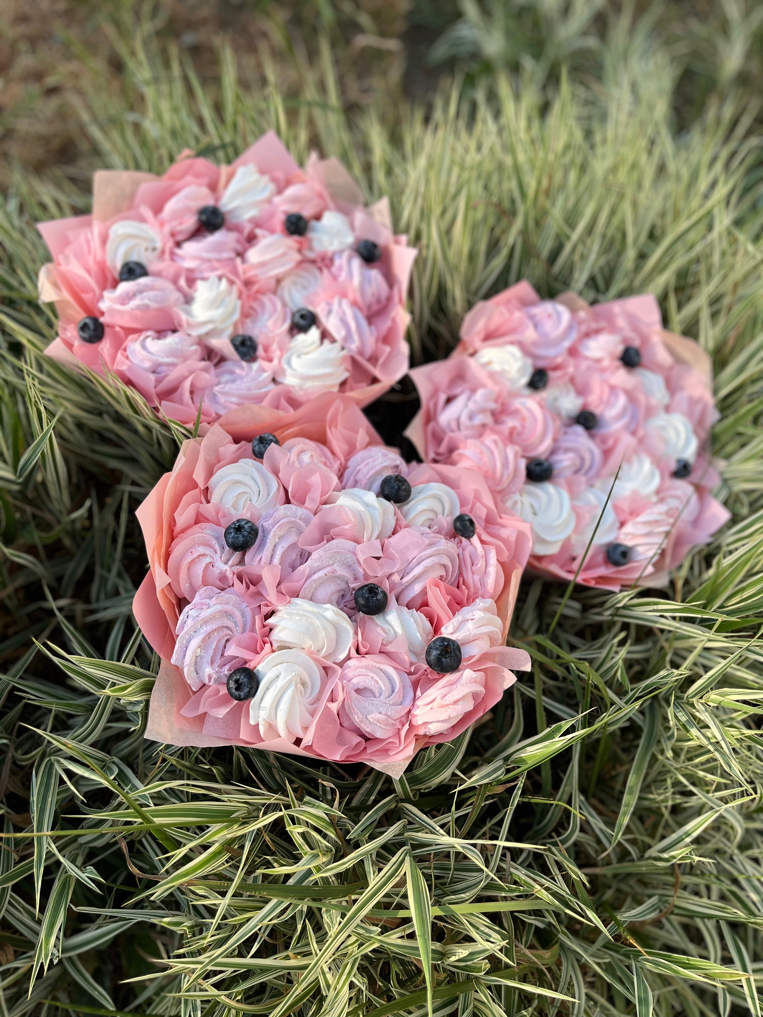 Сладкие. Выездной кейтеринг, съедобные букеты, торты и сладости на заказ